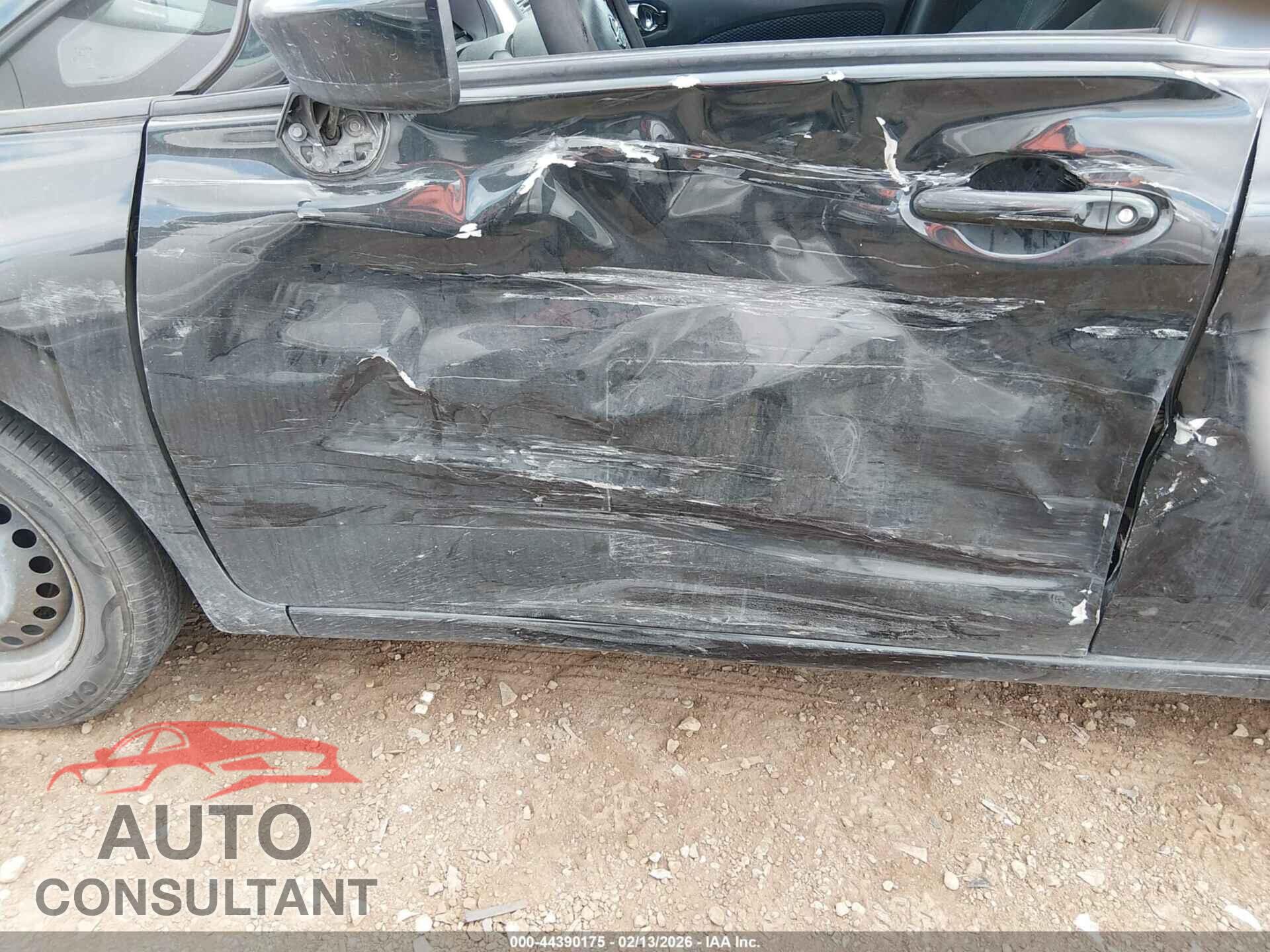 NISSAN VERSA NOTE 2017 - 3N1CE2CP2HL367583