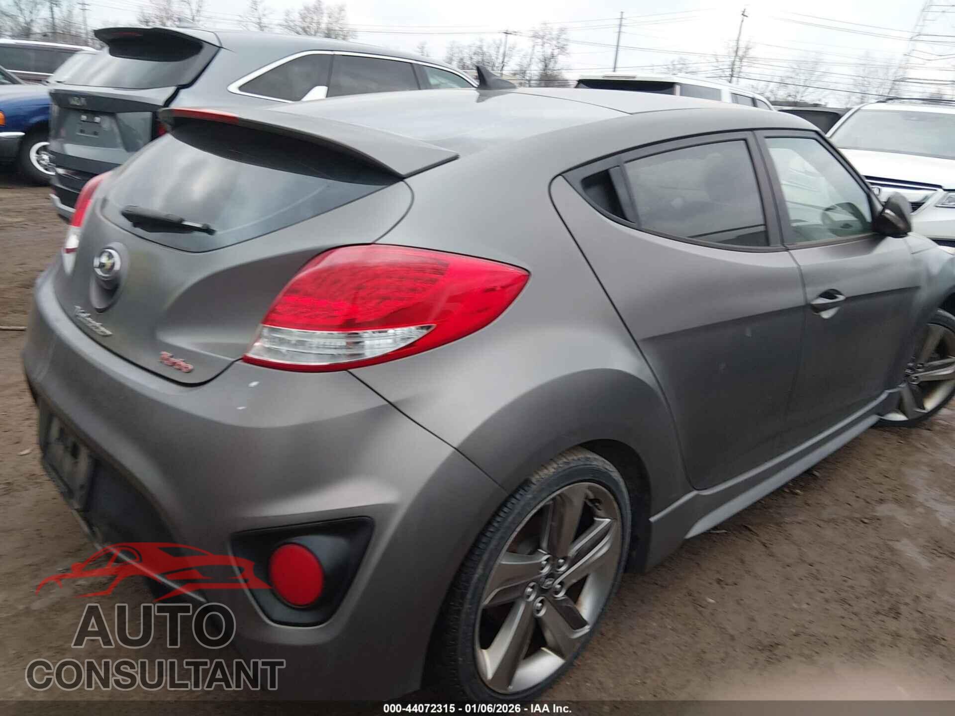HYUNDAI VELOSTER 2013 - KMHTC6AE7DU180587