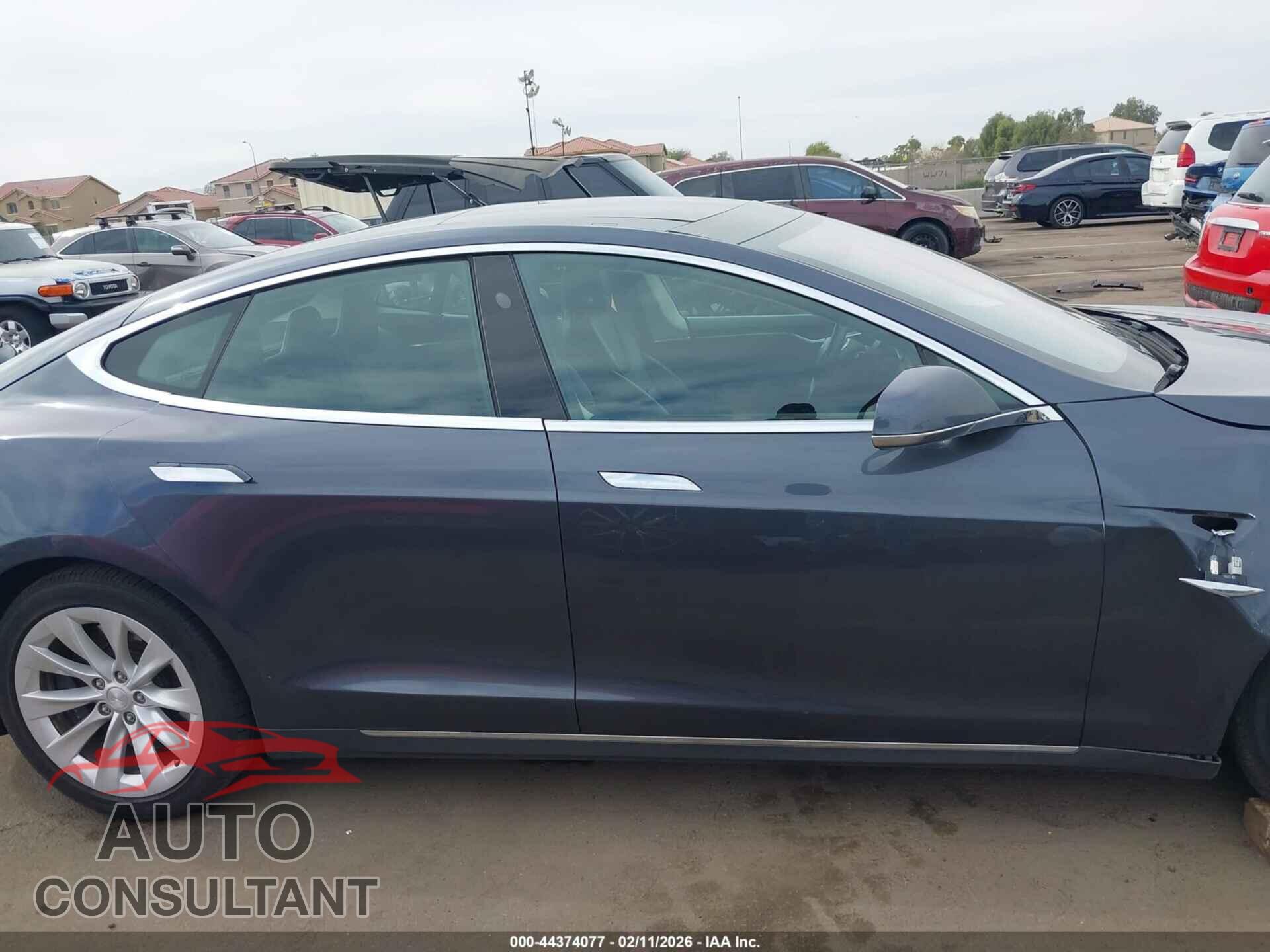 TESLA MODEL S 2017 - 5YJSA1E18HF190981