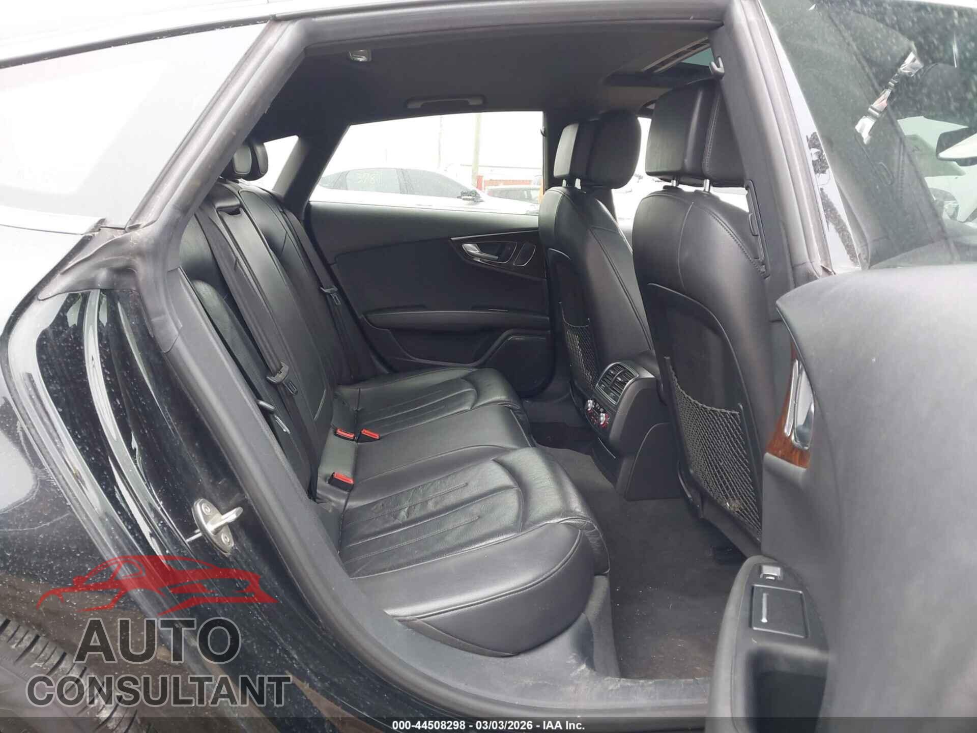 AUDI A7 2017 - WAUW2AFC5HN093959