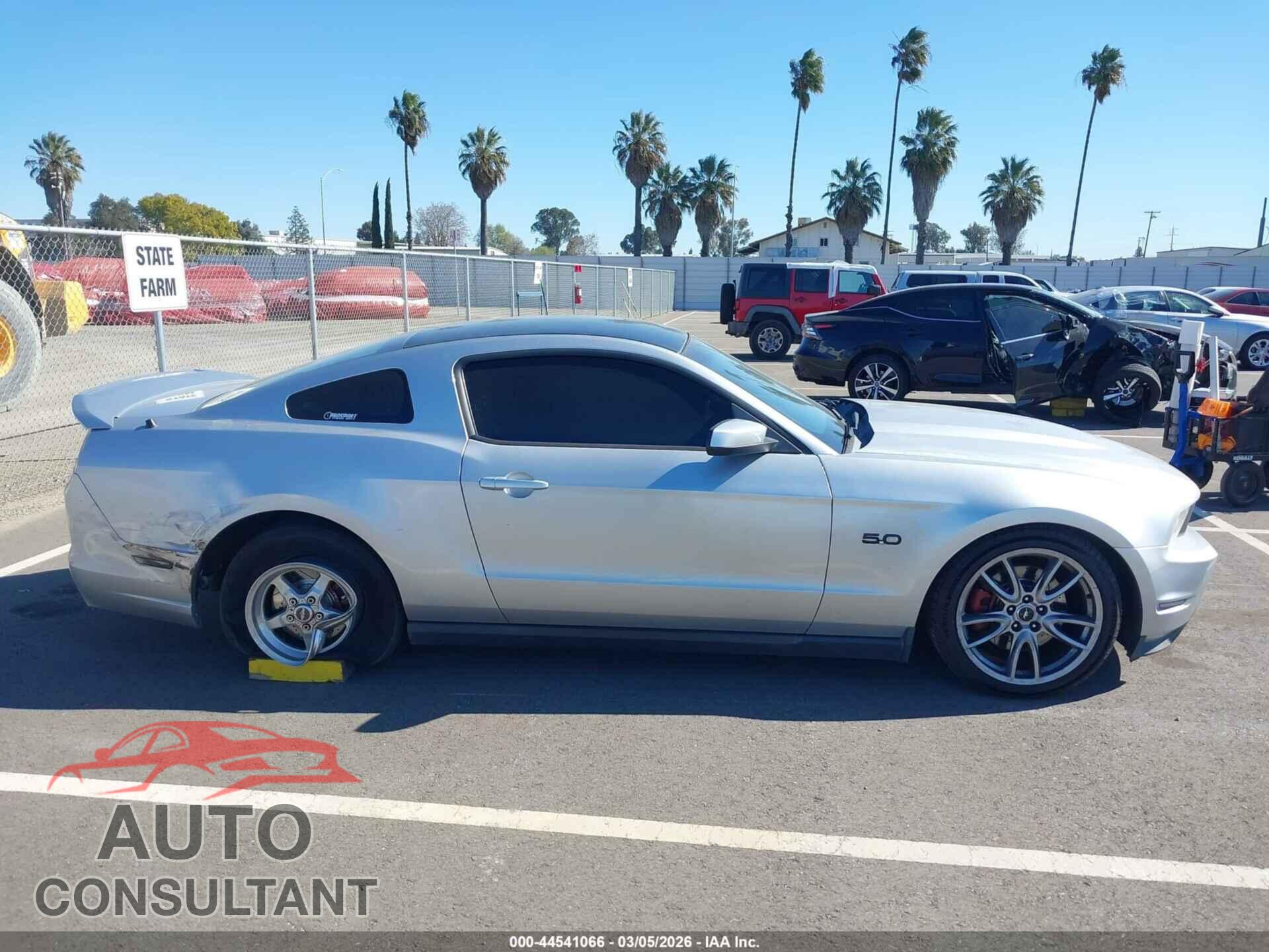FORD MUSTANG 2012 - 1ZVBP8CF9C5216582