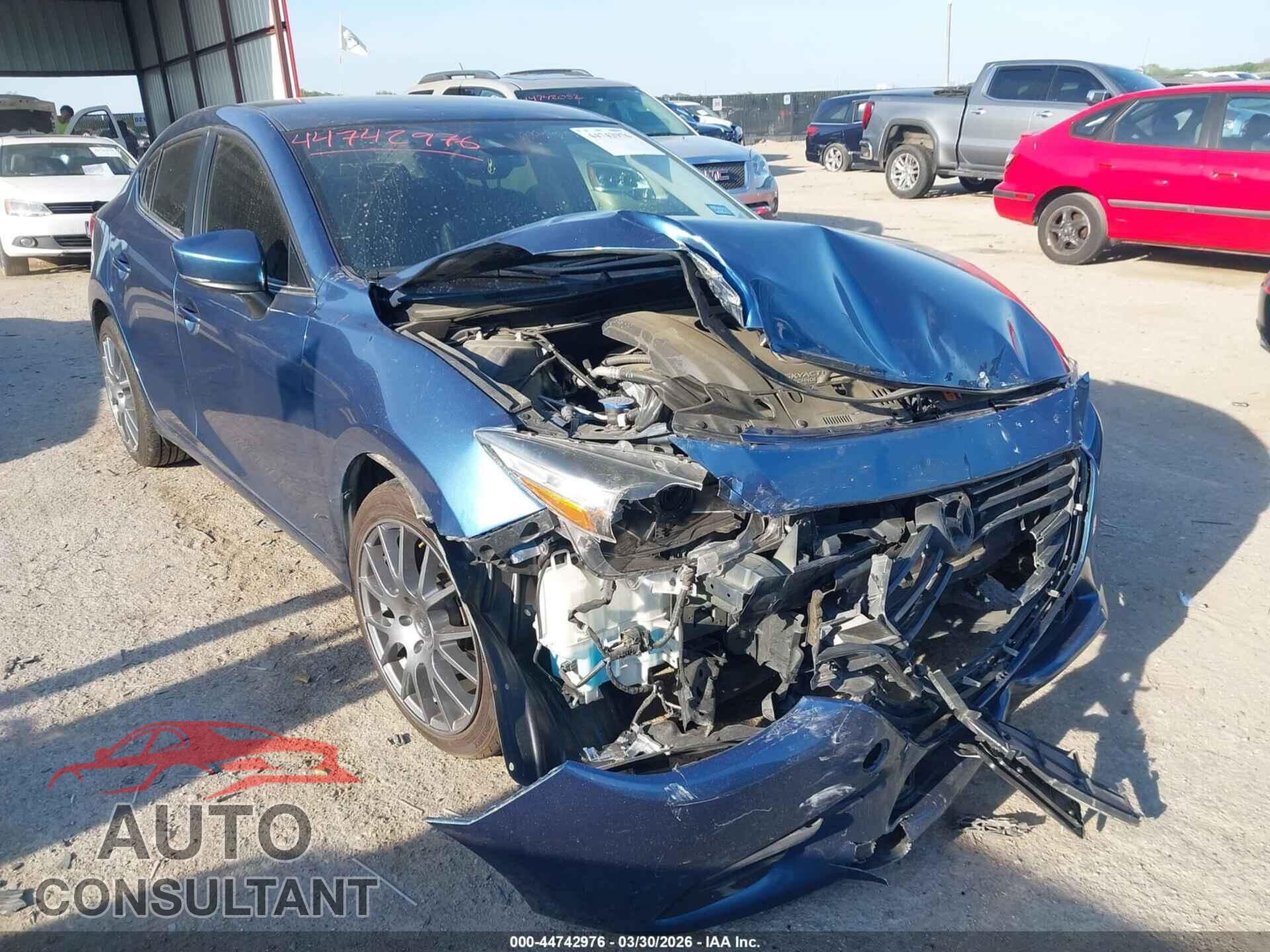 MAZDA MAZDA3 2017 - 3MZBN1V75HM145398