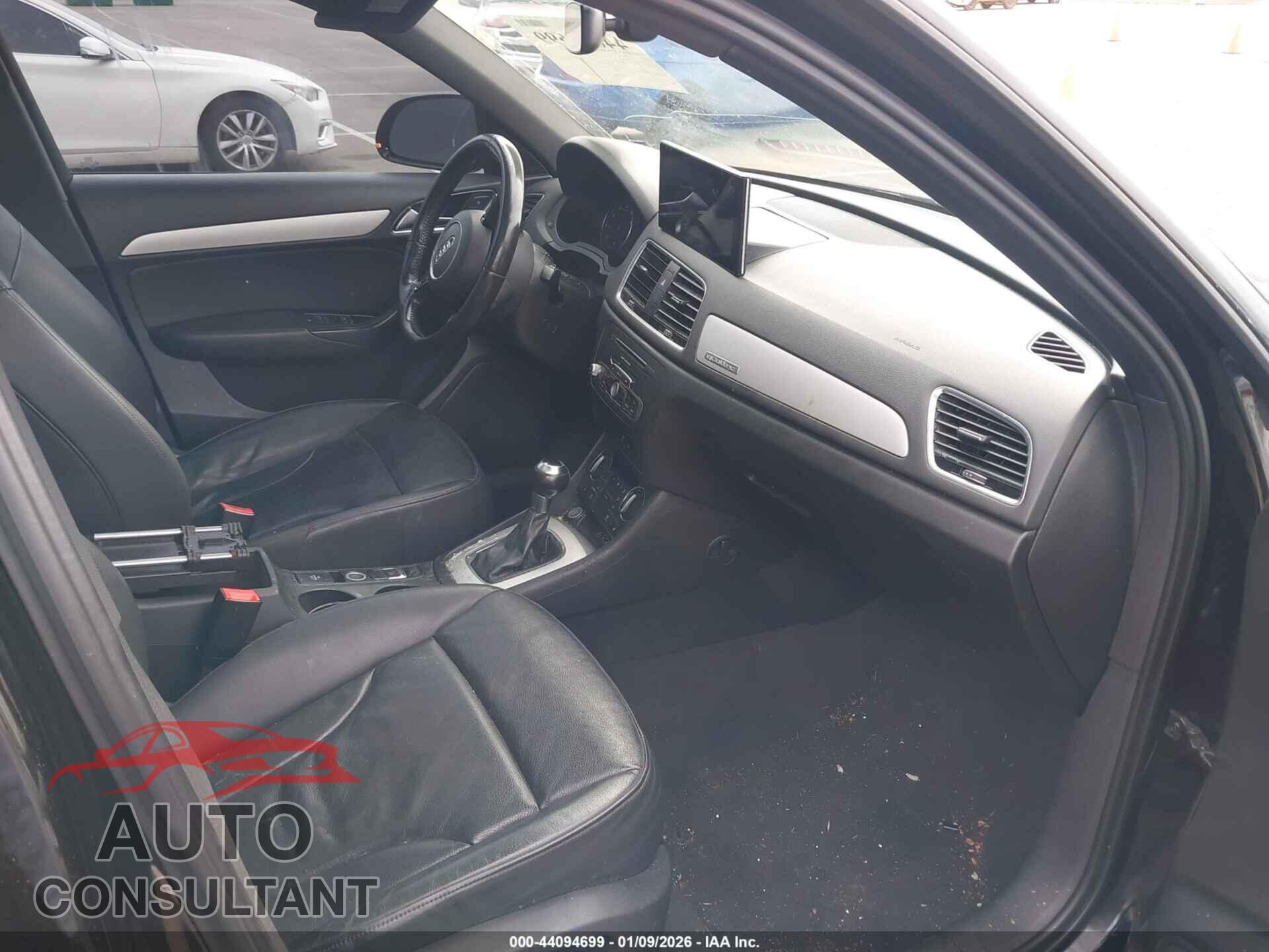 AUDI Q3 2017 - WA1ECCFS1HR003496
