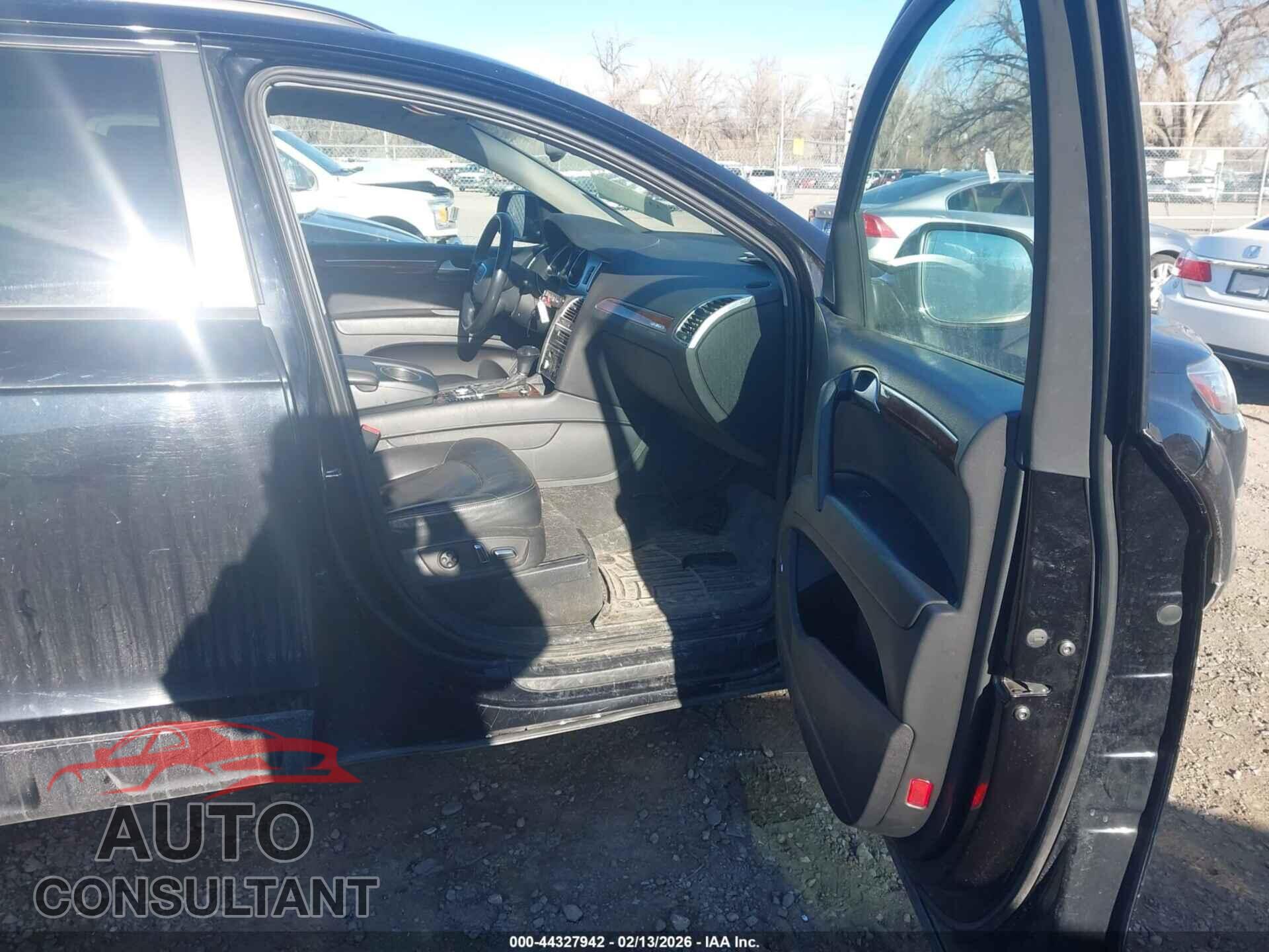 AUDI Q7 2015 - WA1LGAFE4FD026596