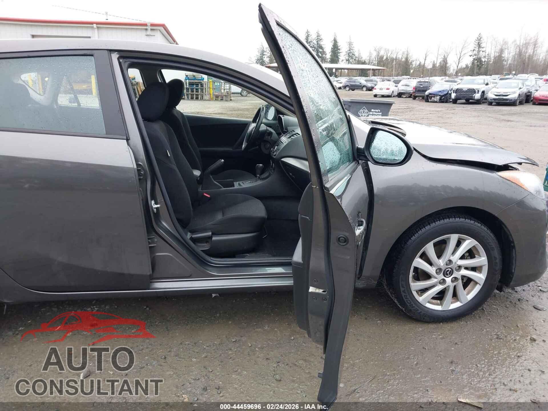 MAZDA MAZDA3 2013 - JM1BL1LP6D1765132