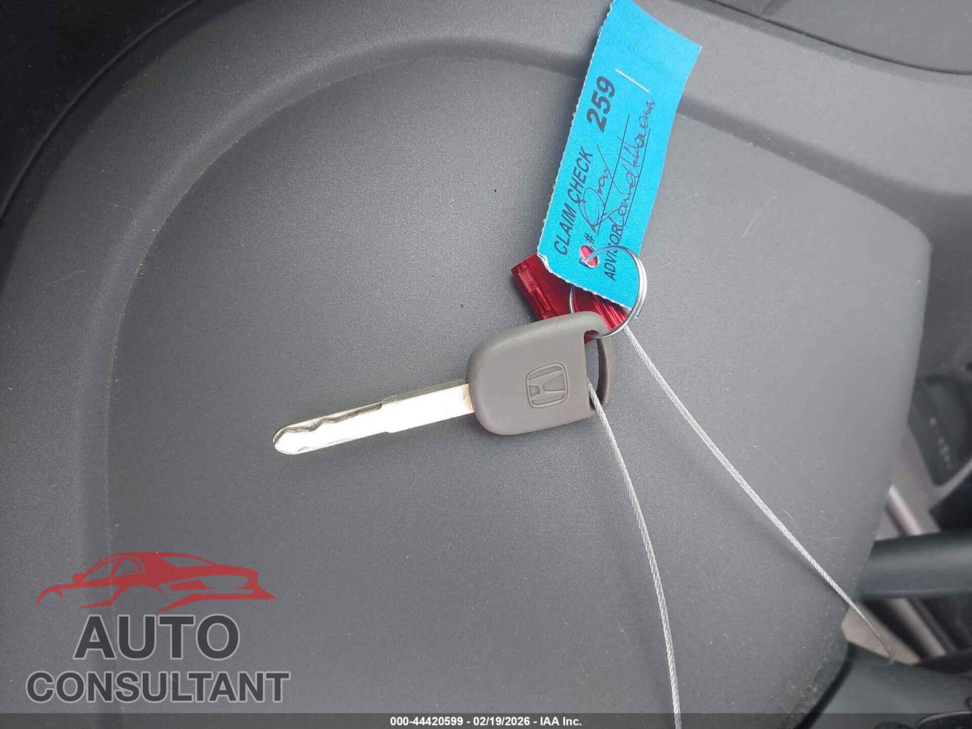 HONDA CIVIC 2012 - 2HGFB2F52CH317623