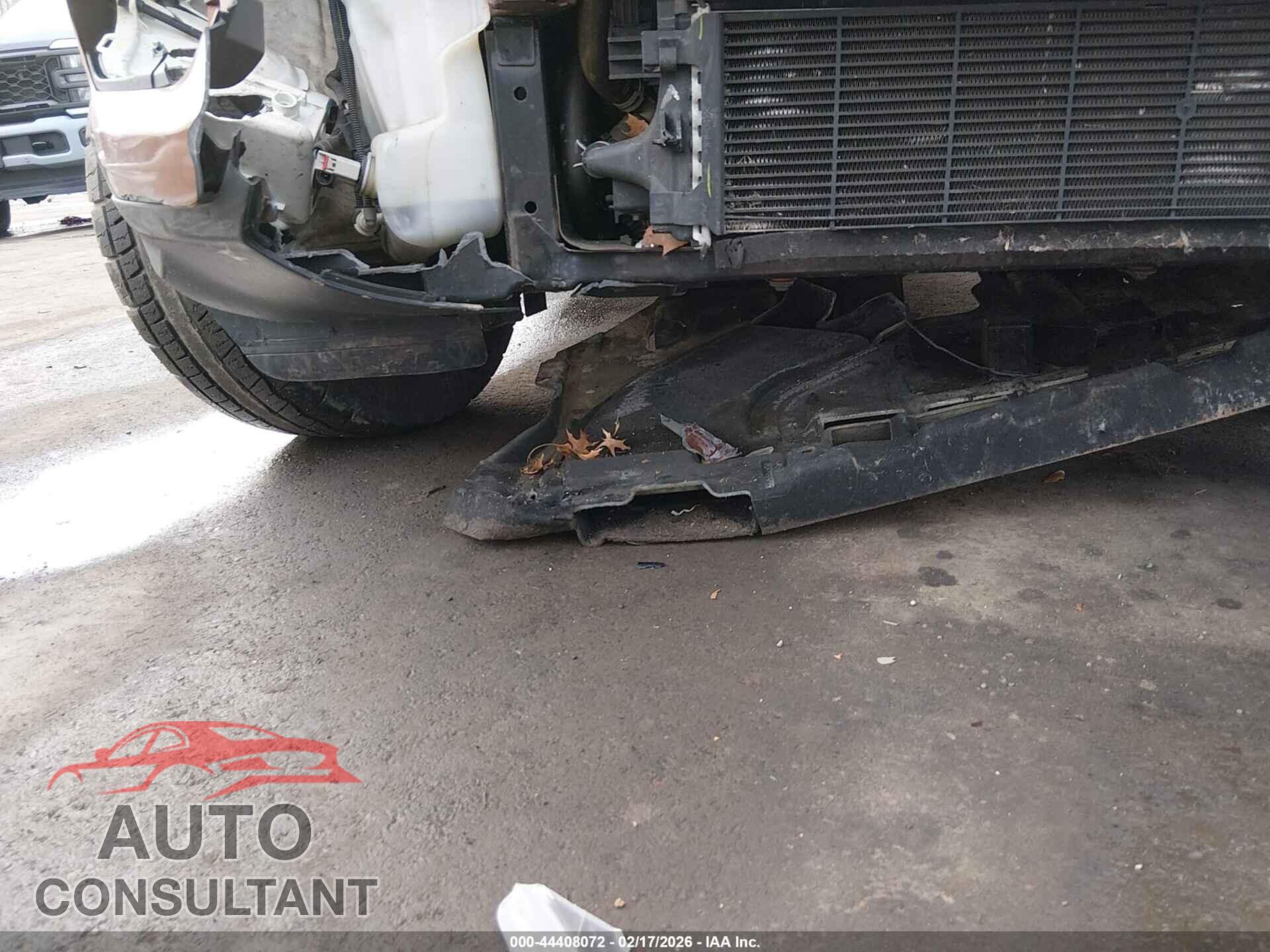 FORD ESCAPE 2017 - 1FMCU9GD7HUB22367
