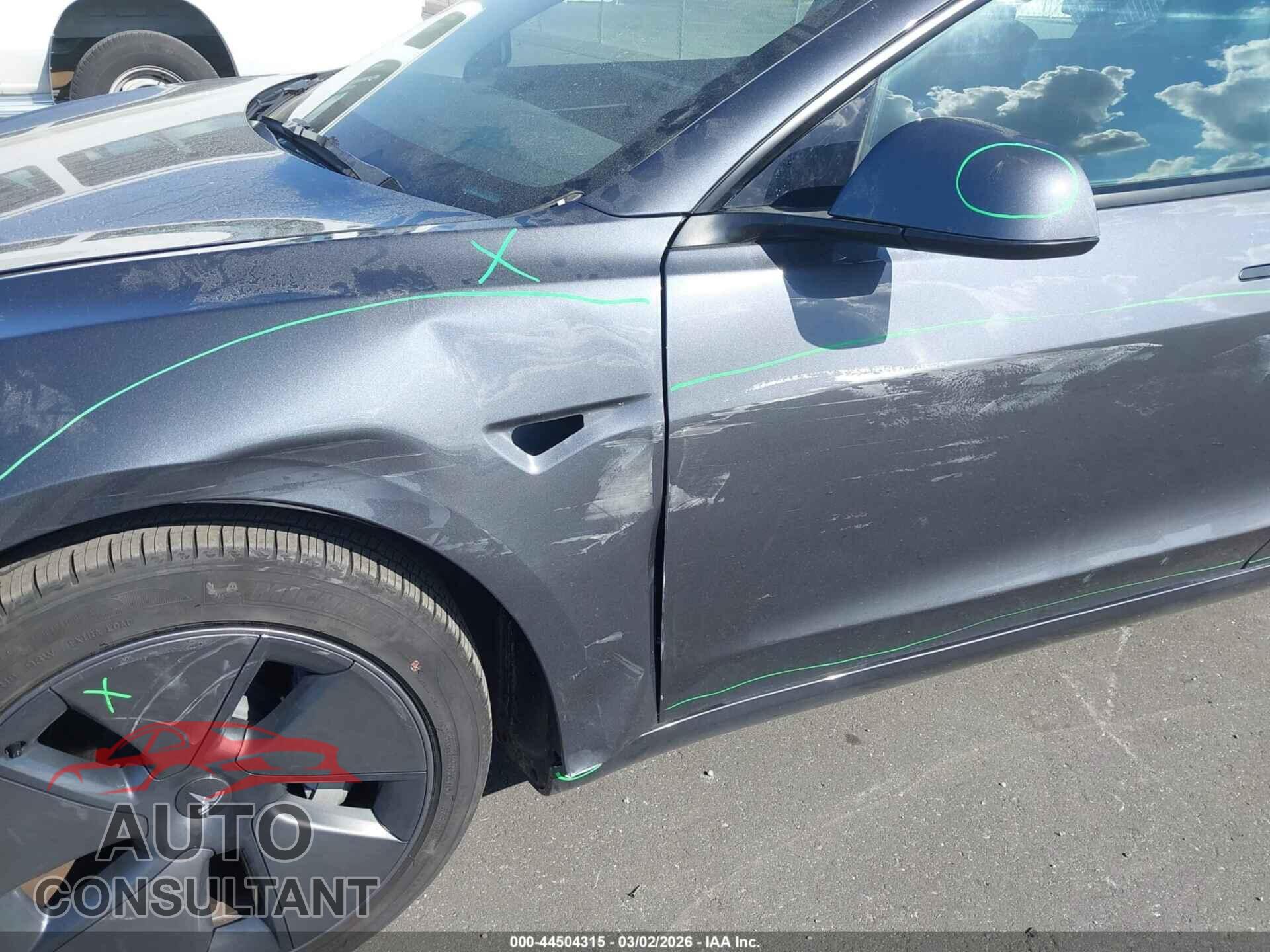 TESLA MODEL 3 2023 - 5YJ3E1EA1PF686406