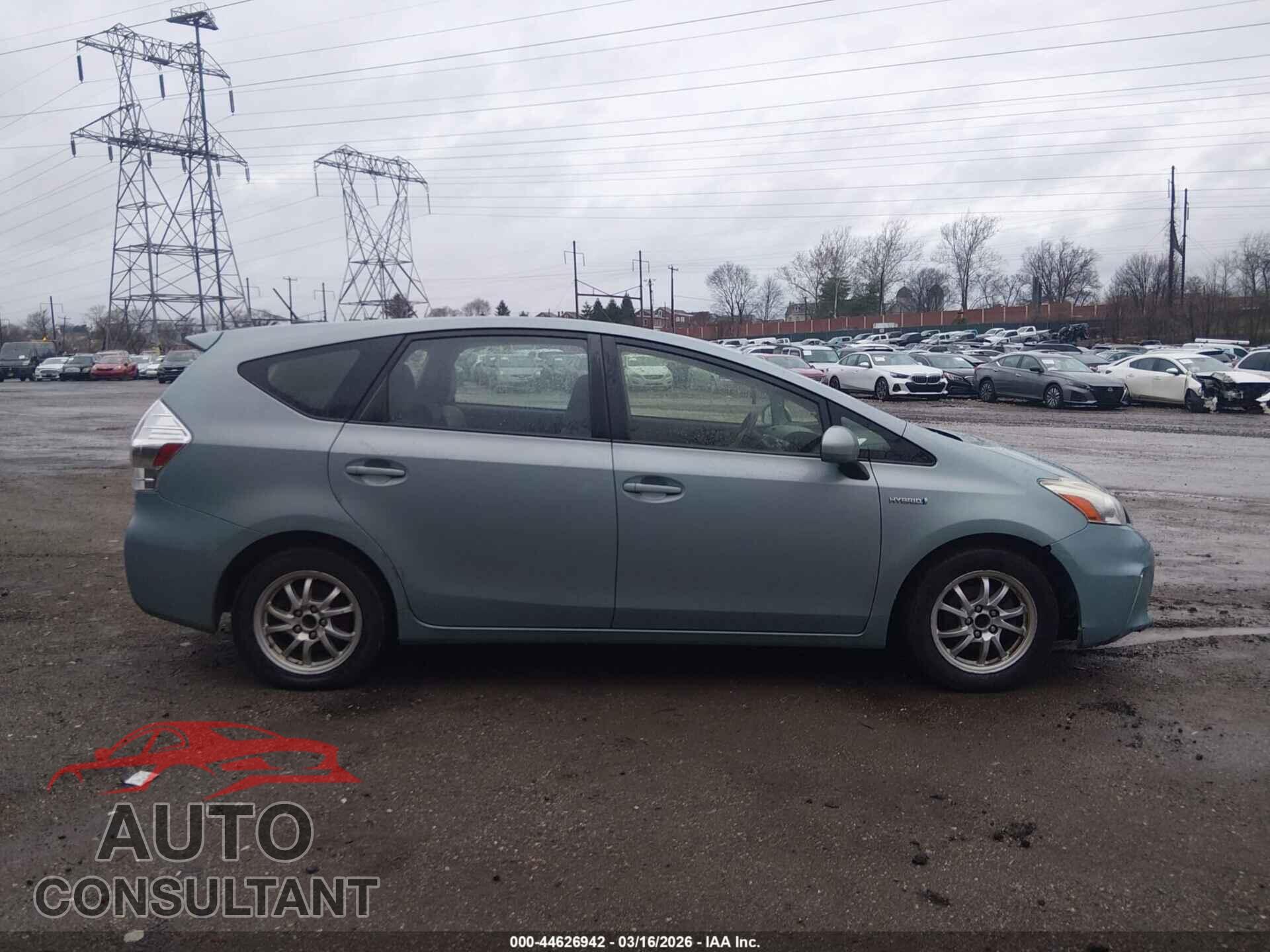 TOYOTA PRIUS V 2014 - JTDZN3EU5EJ014905
