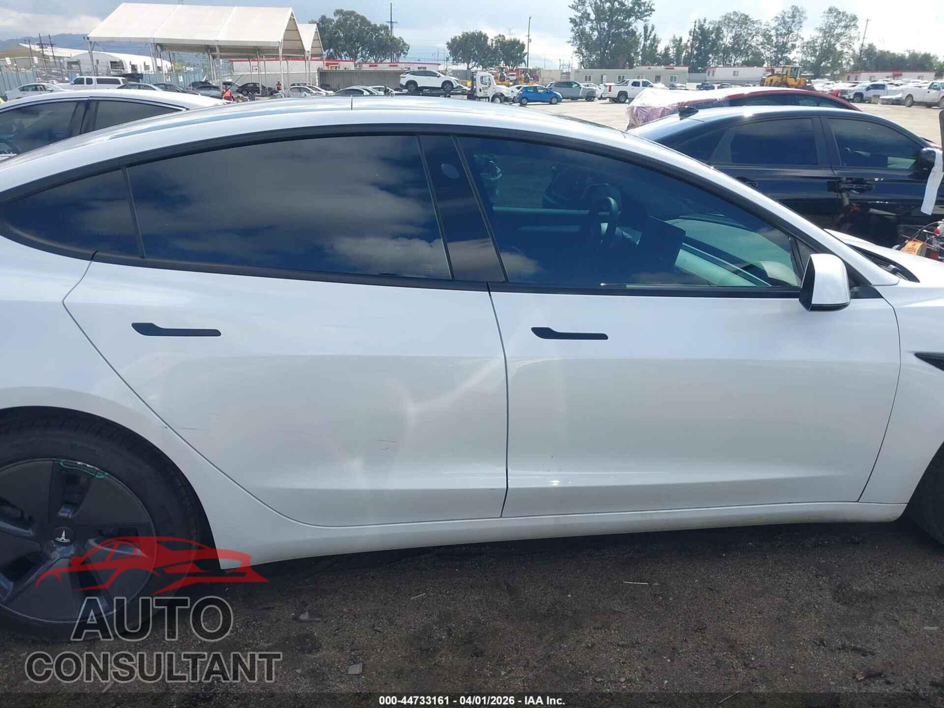 TESLA MODEL 3 2021 - 5YJ3E1EB4MF981438