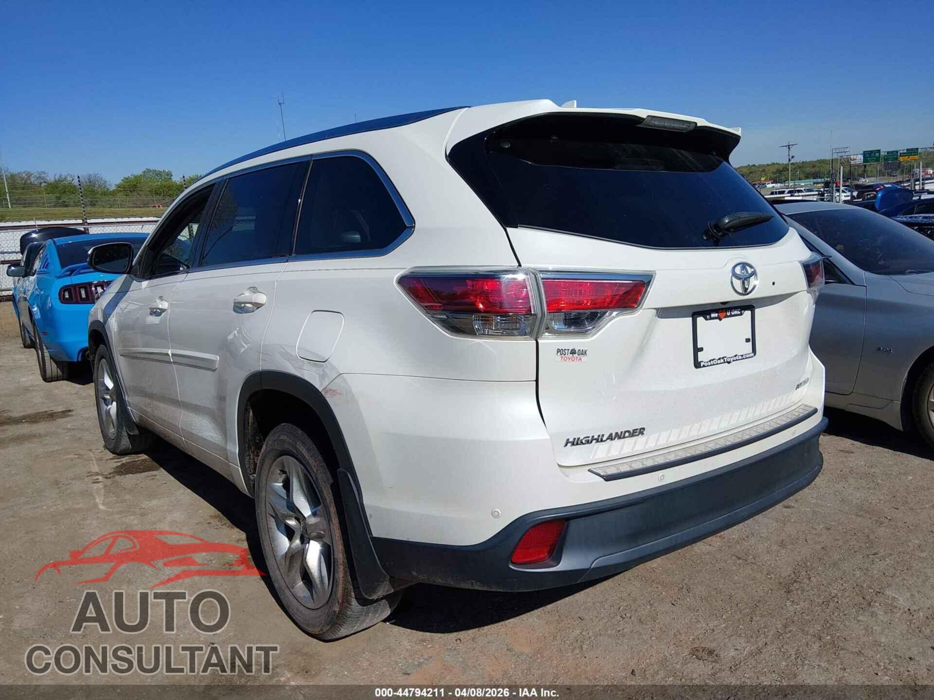 TOYOTA HIGHLANDER 2015 - 5TDYKRFH6FS088010