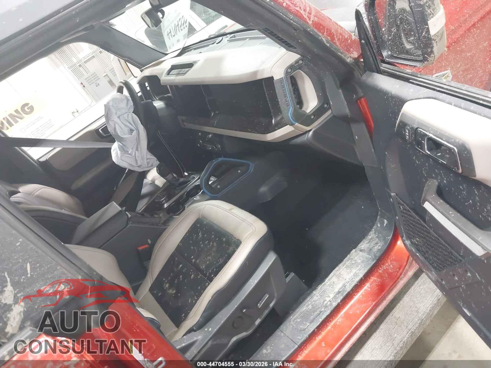 FORD BRONCO 2022 - 1FMEE5DP9NLB68376