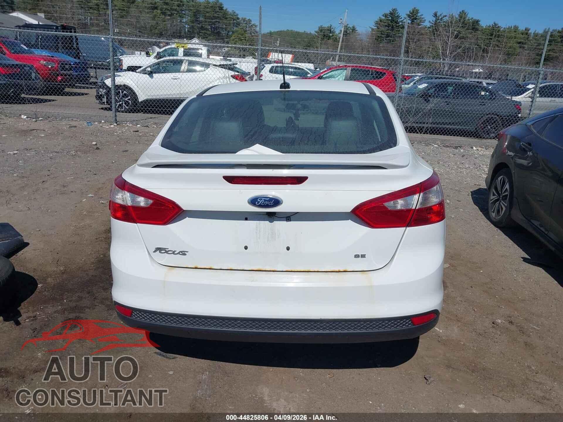 FORD FOCUS 2014 - 1FADP3F22EL314560