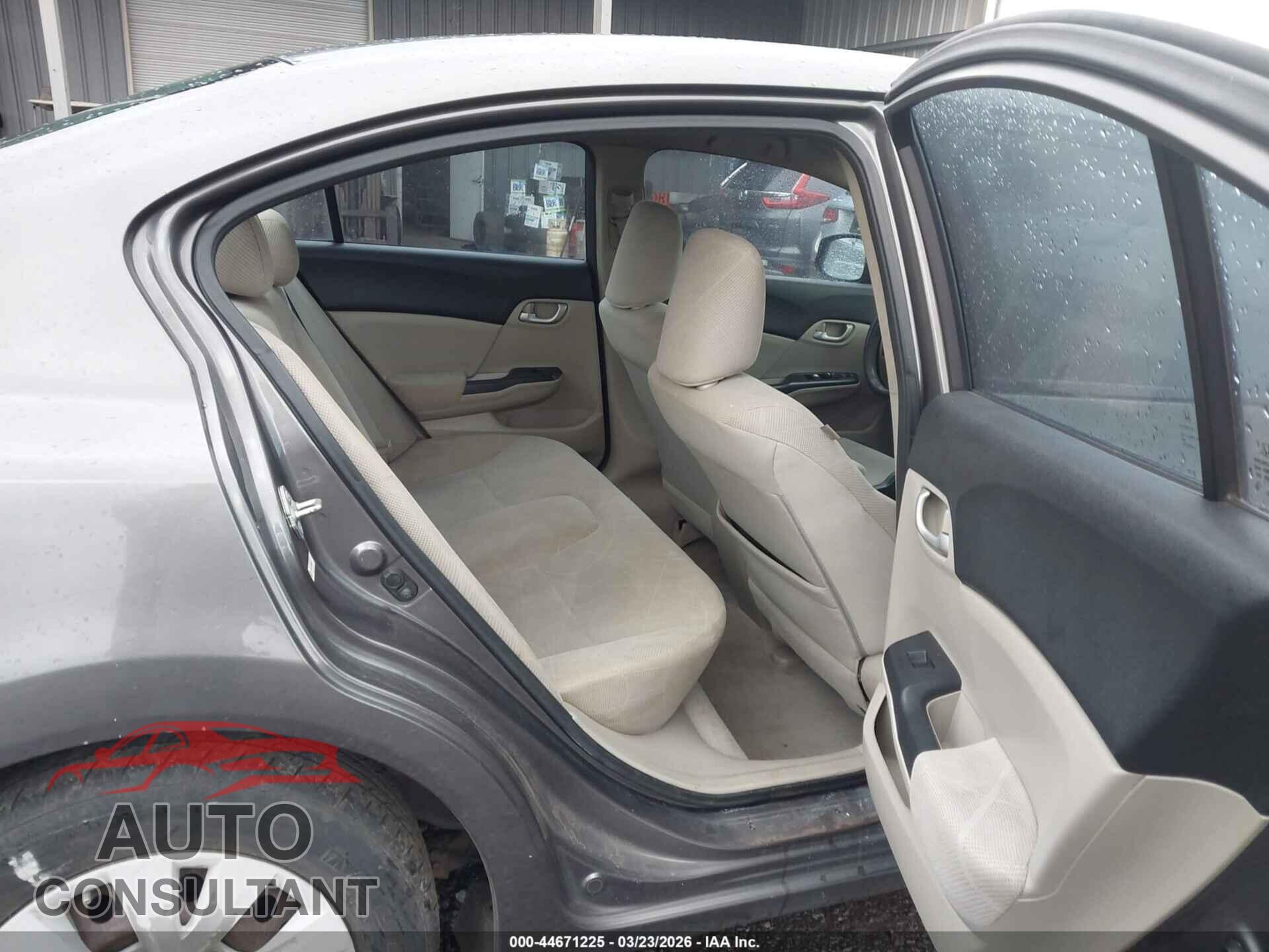 HONDA CIVIC 2012 - 19XFB2F57CE328661