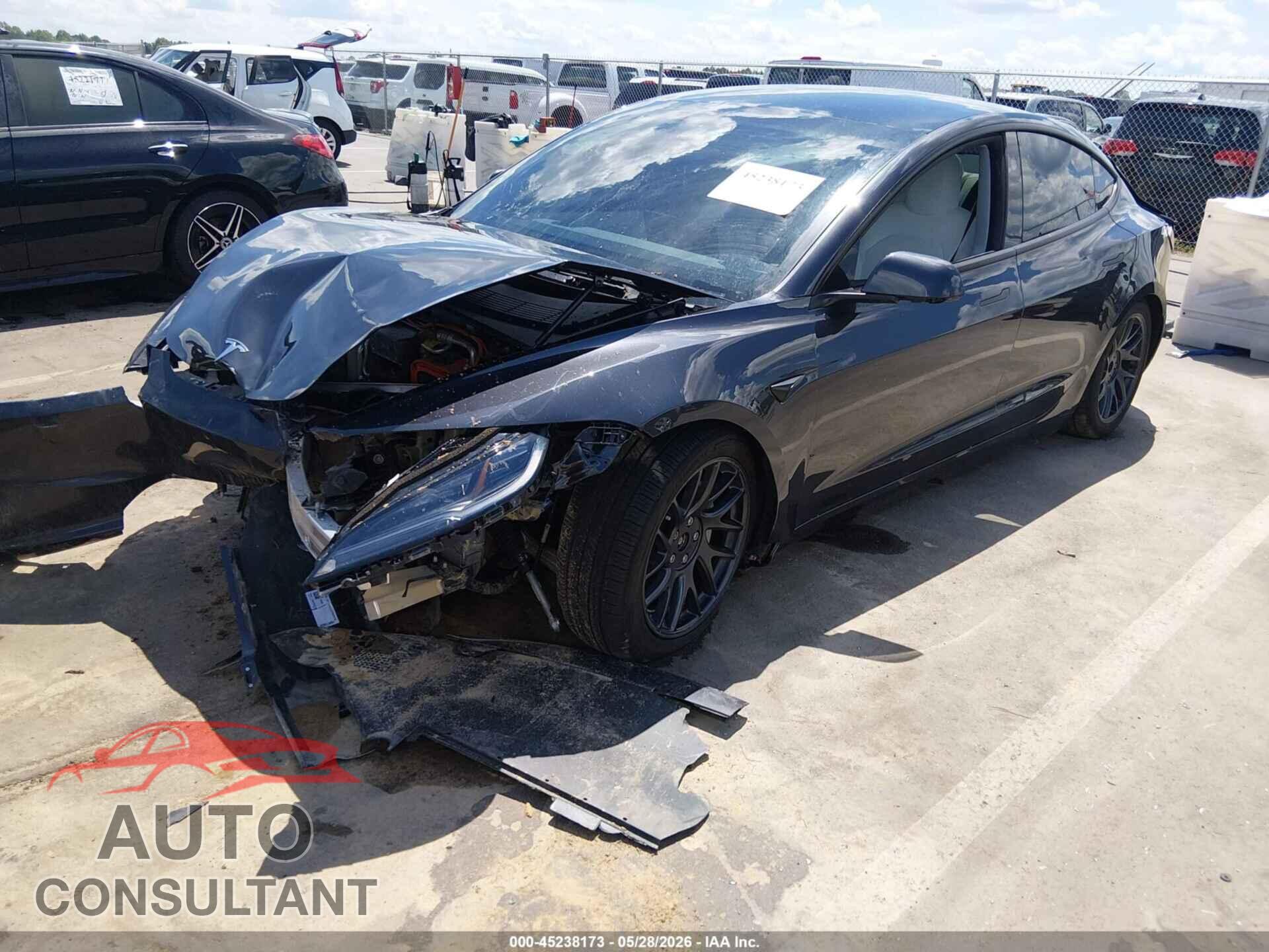 TESLA MODEL 3 2025 - 5YJ3E1EB9SF002879