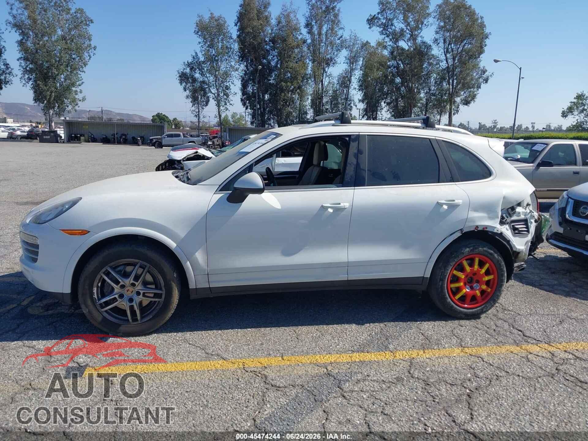 PORSCHE CAYENNE 2014 - WP1AA2A21ELA08528
