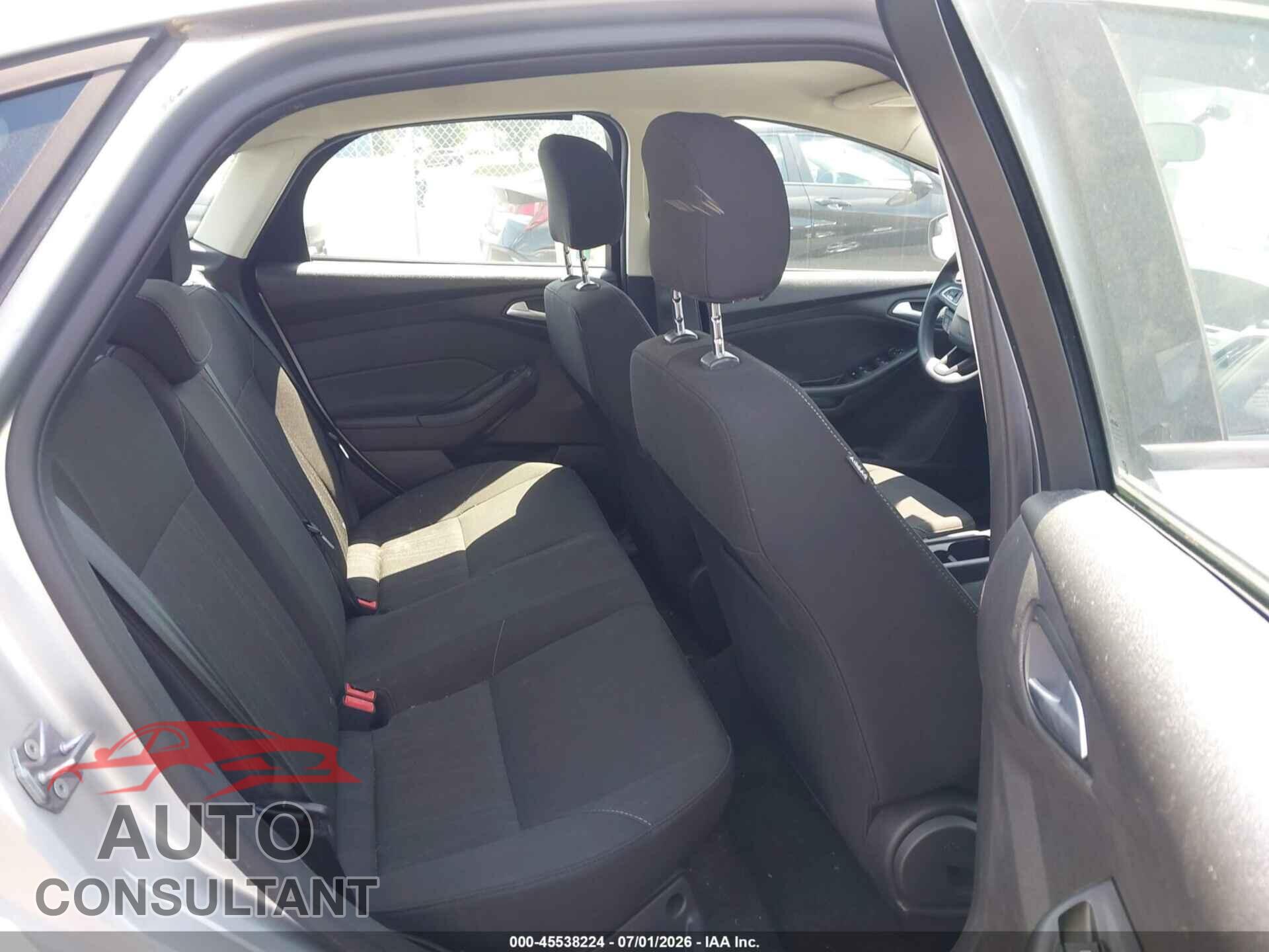 FORD FOCUS 2017 - 1FADP3F2XHL296880