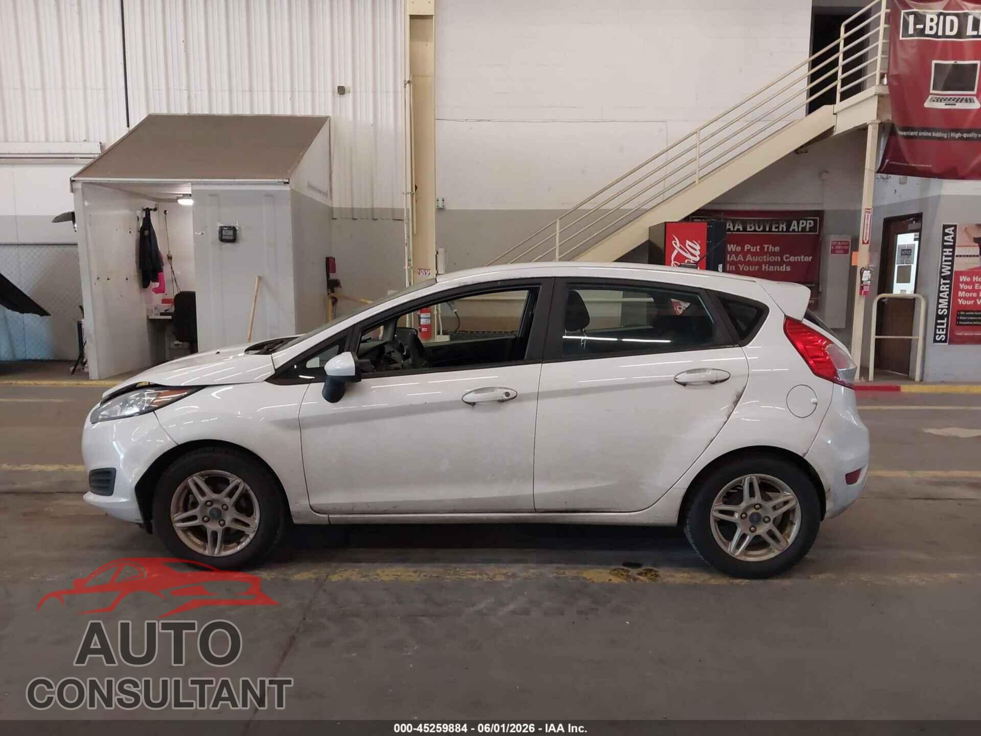 FORD FIESTA 2017 - 3FADP4EJ6HM119045