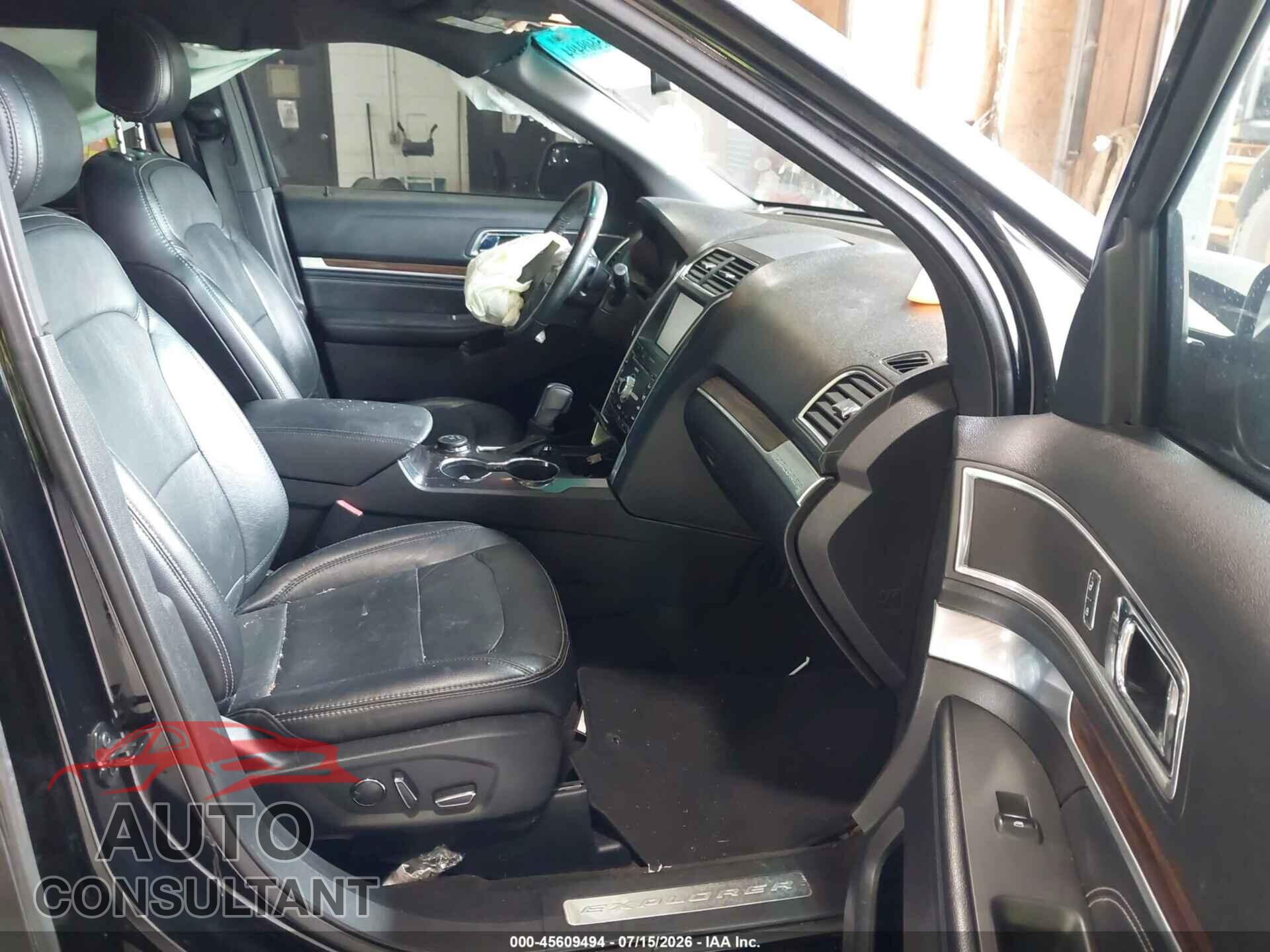 FORD EXPLORER 2017 - 1FM5K8F86HGC92120