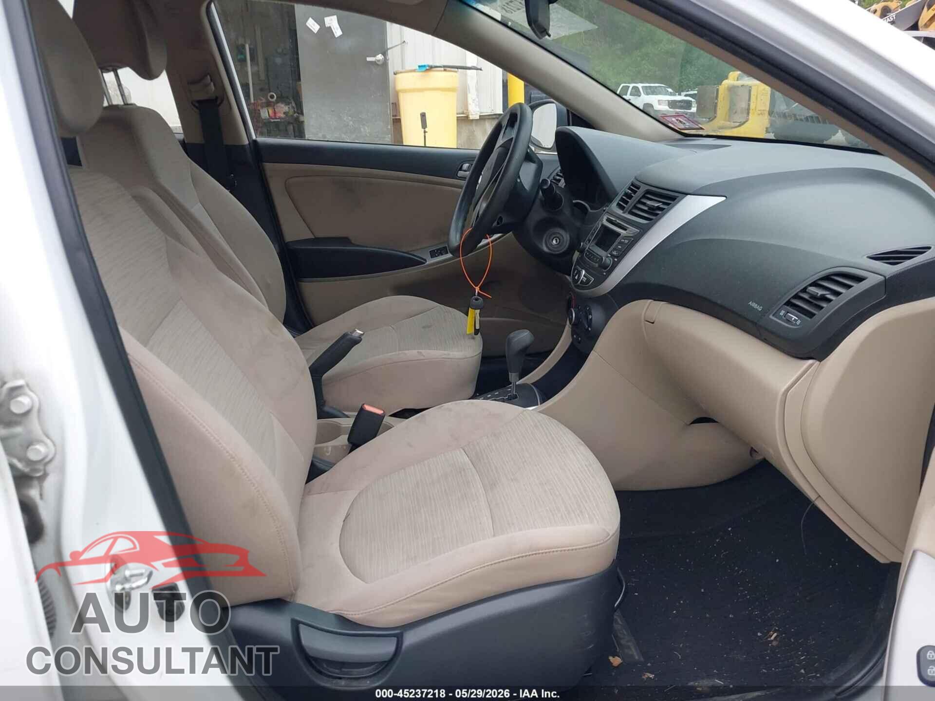 HYUNDAI ACCENT 2016 - KMHCT4AE0GU074331