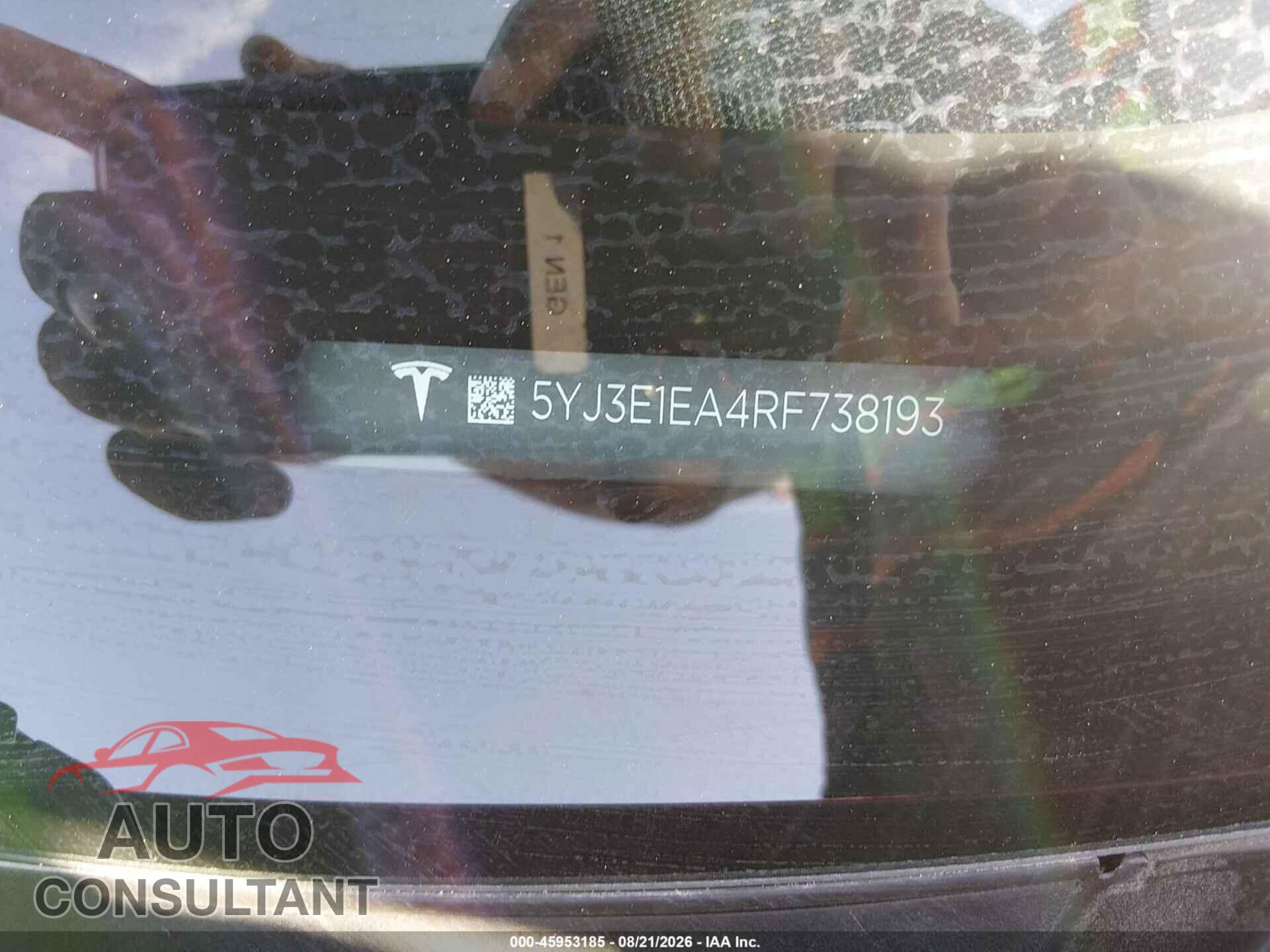 TESLA MODEL 3 2024 - 5YJ3E1EA4RF738193