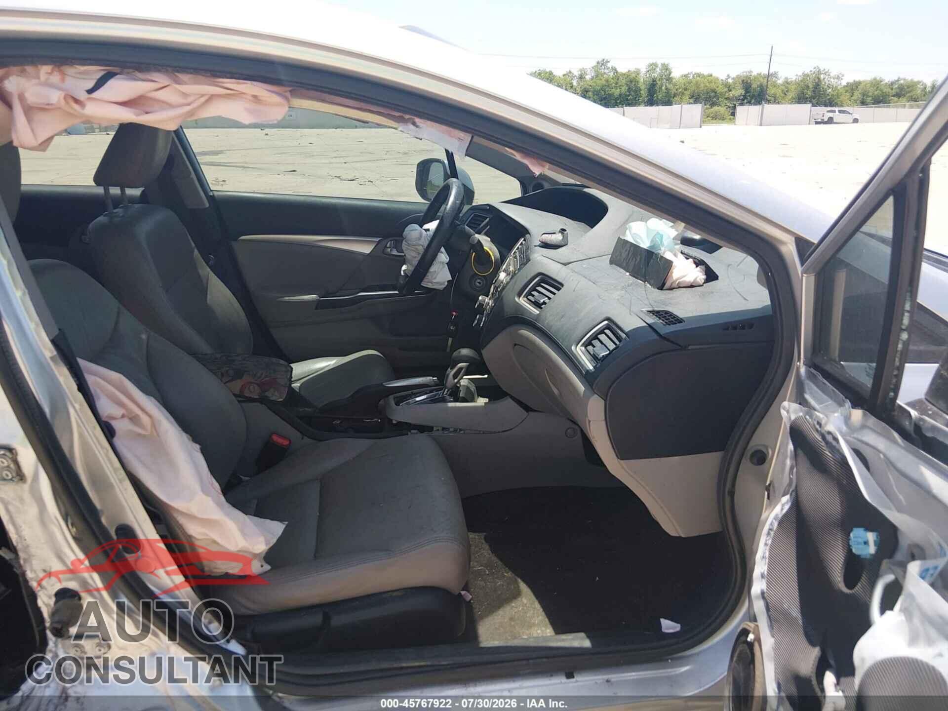 HONDA CIVIC 2013 - 19XFB2F94DE049530
