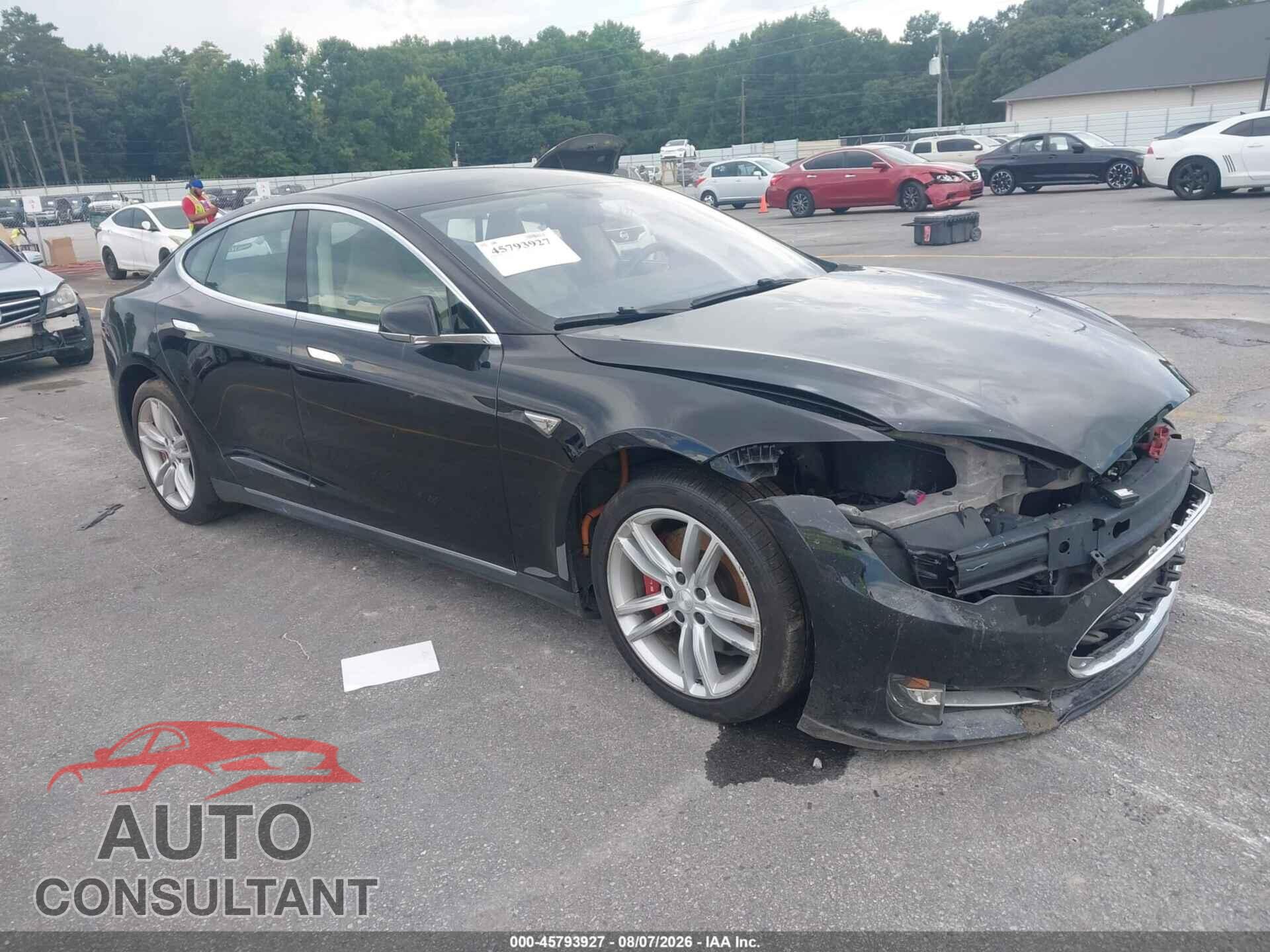 TESLA MODEL S 2014 - 5YJSA1H19EFP40390