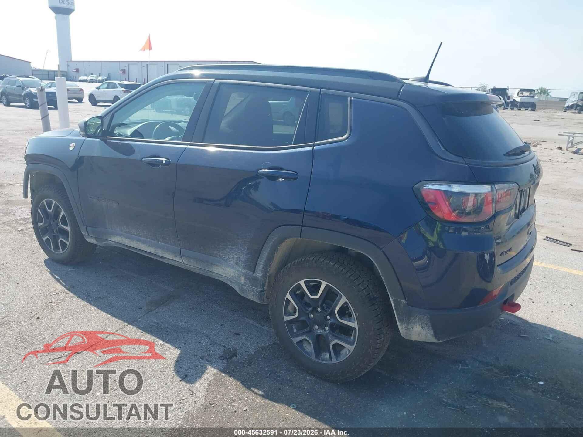 JEEP COMPASS 2018 - 3C4NJDDB2JT456477