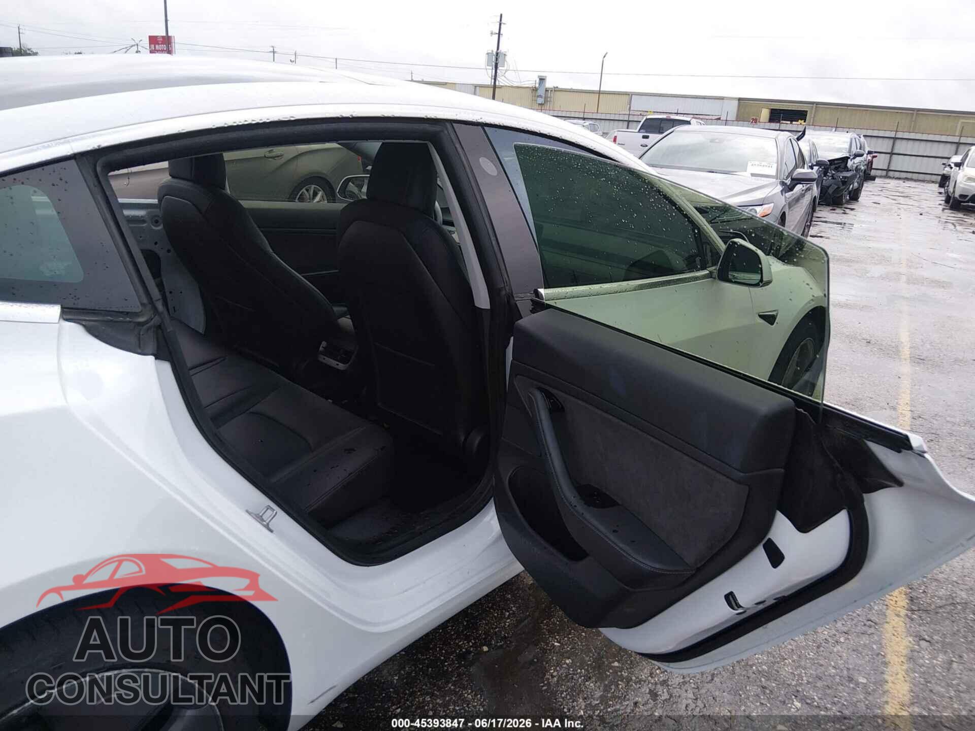 TESLA MODEL 3 2018 - 5YJ3E1EA5JF161906