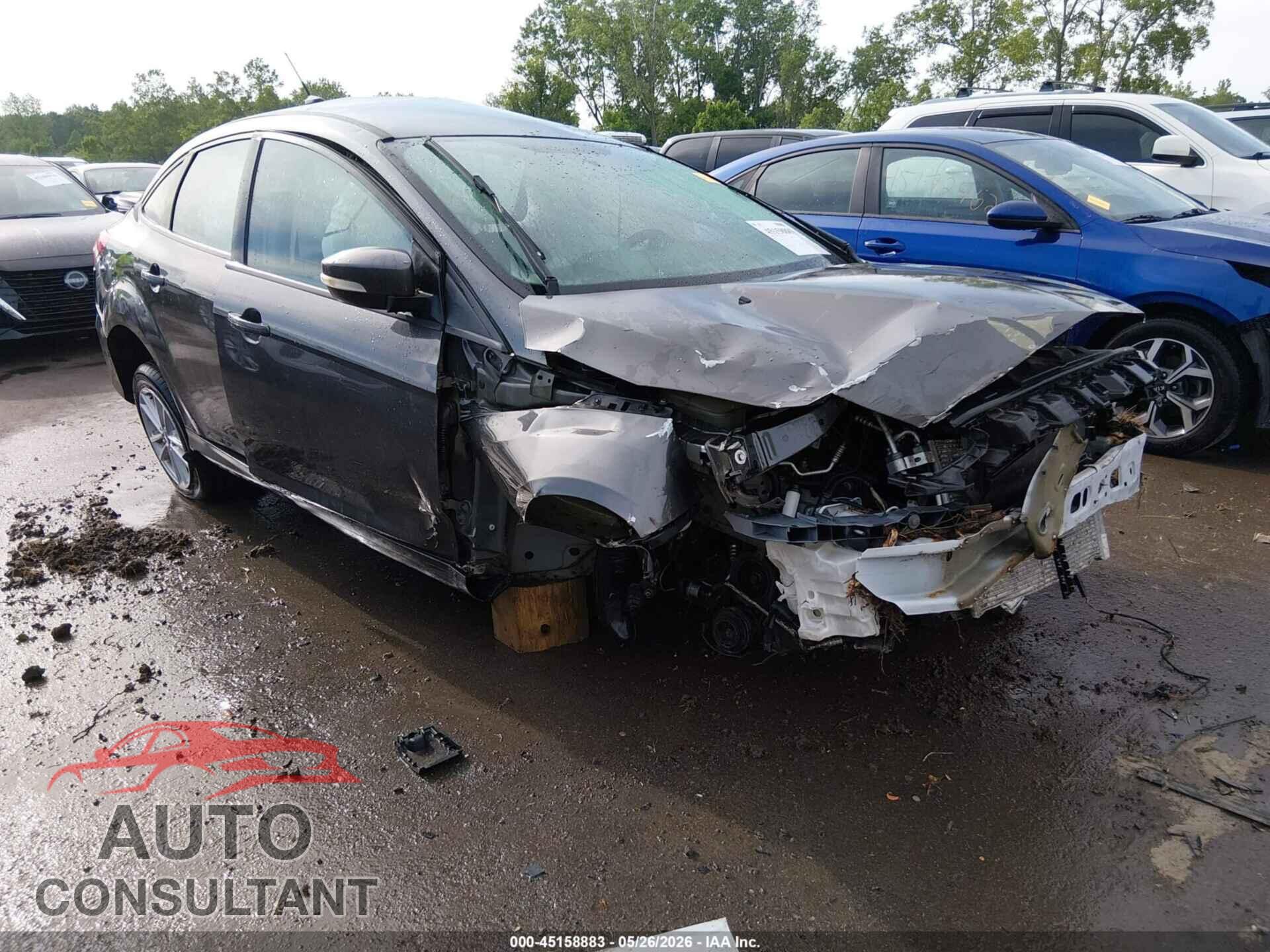 FORD FOCUS 2017 - 1FADP3F24HL332403