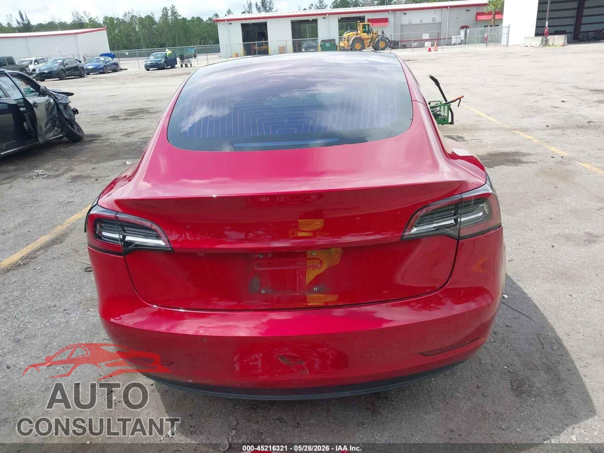 TESLA MODEL 3 2018 - 5YJ3E1EA8JF016777