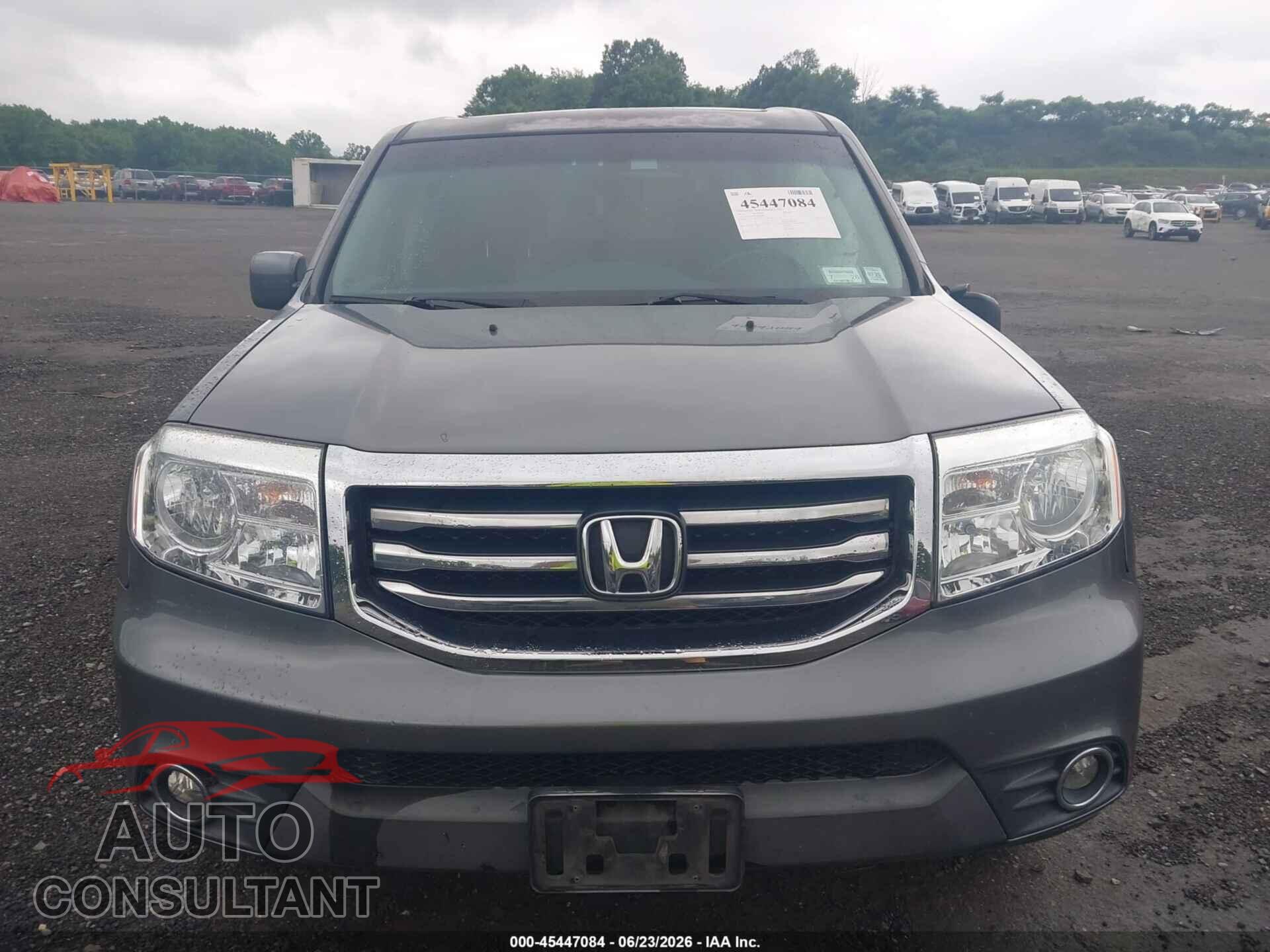 HONDA PILOT 2013 - 5FNYF4H53DB038077