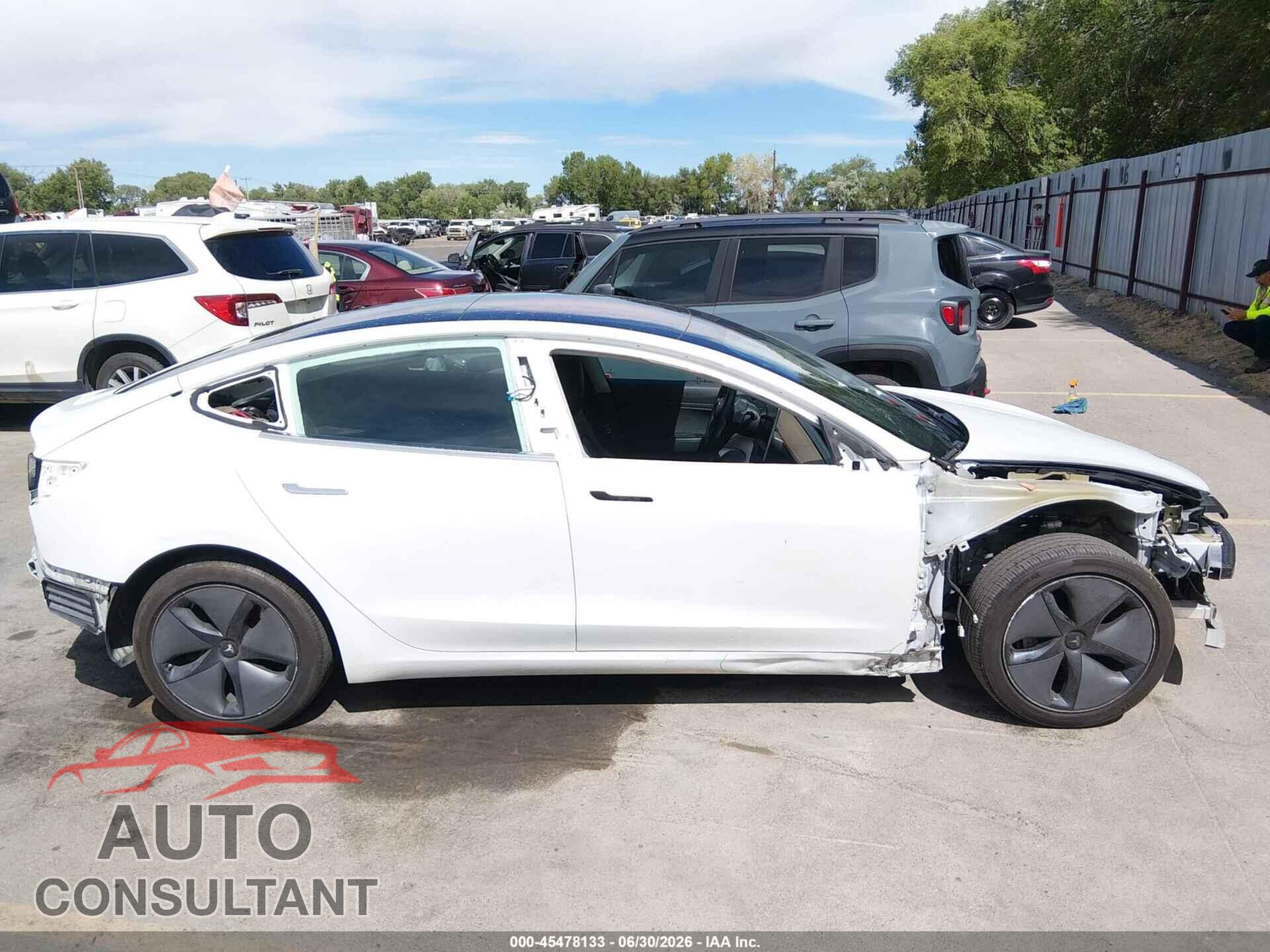 TESLA MODEL 3 2019 - 5YJ3E1EA0KF309686