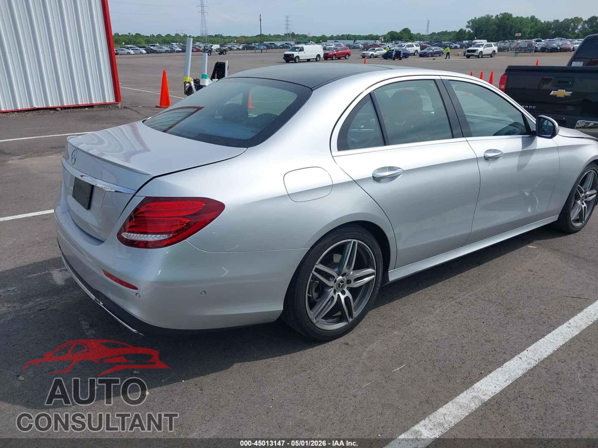MERCEDES-BENZ E 300 2018 - WDDZF4JB7JA294284