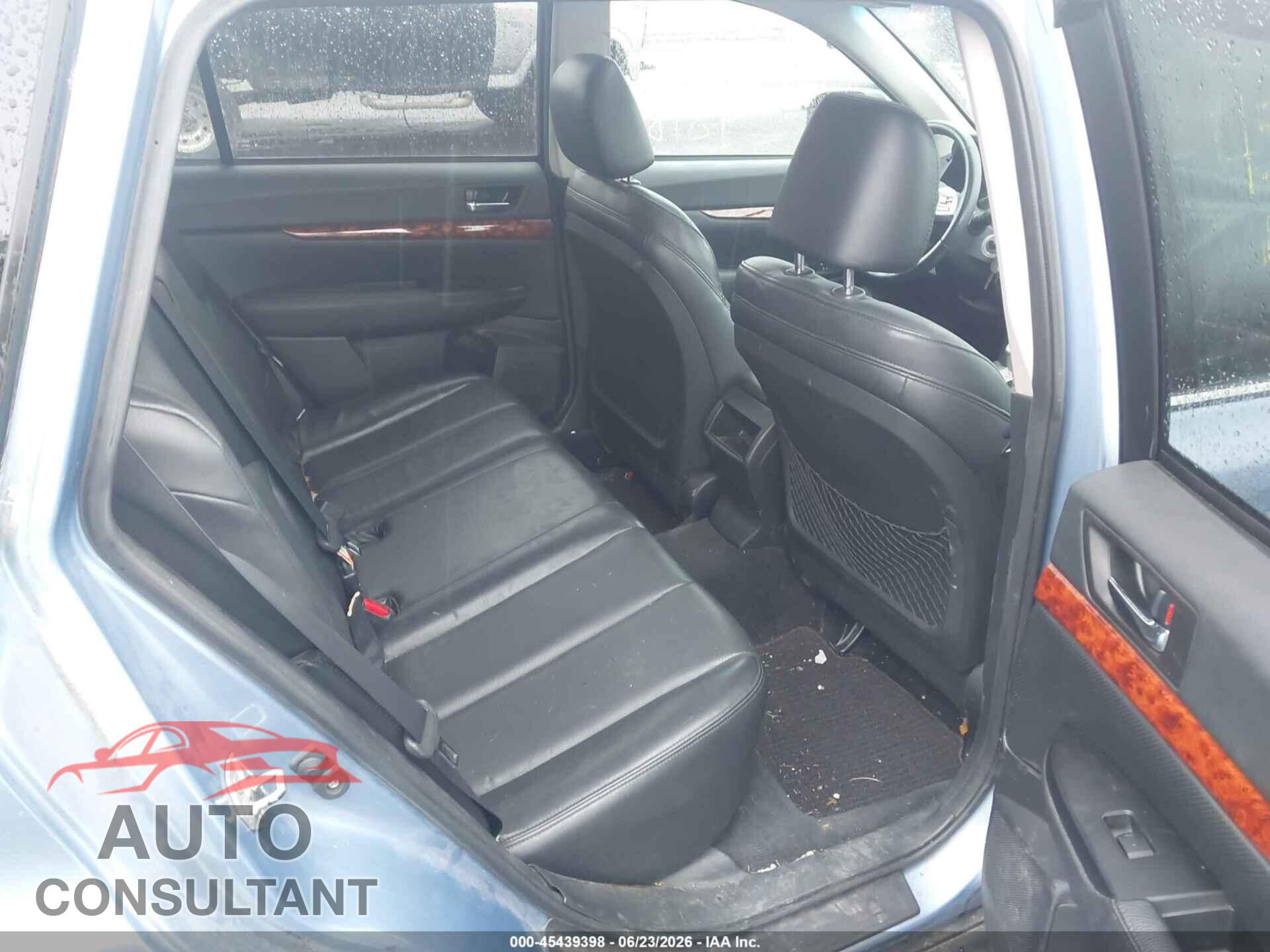 SUBARU OUTBACK 2010 - 4S4BRELC8A2362693