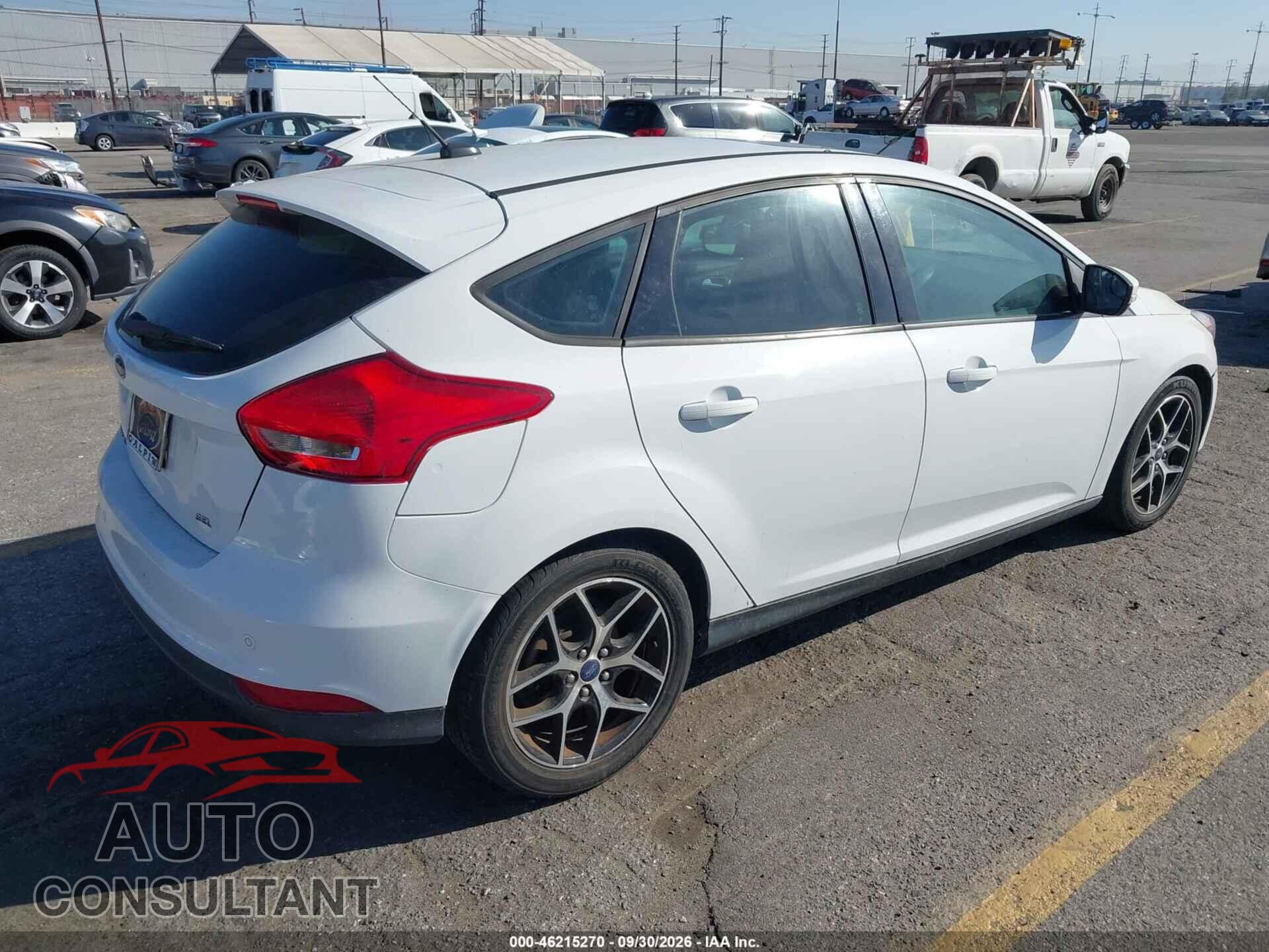 FORD FOCUS 2018 - 1FADP3M28JL241076