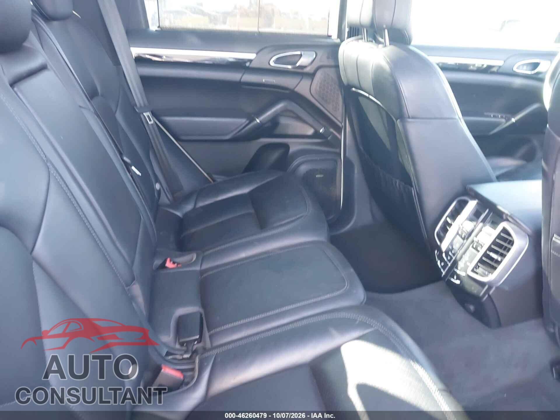 PORSCHE CAYENNE 2016 - WP1AB2A27GLA96047
