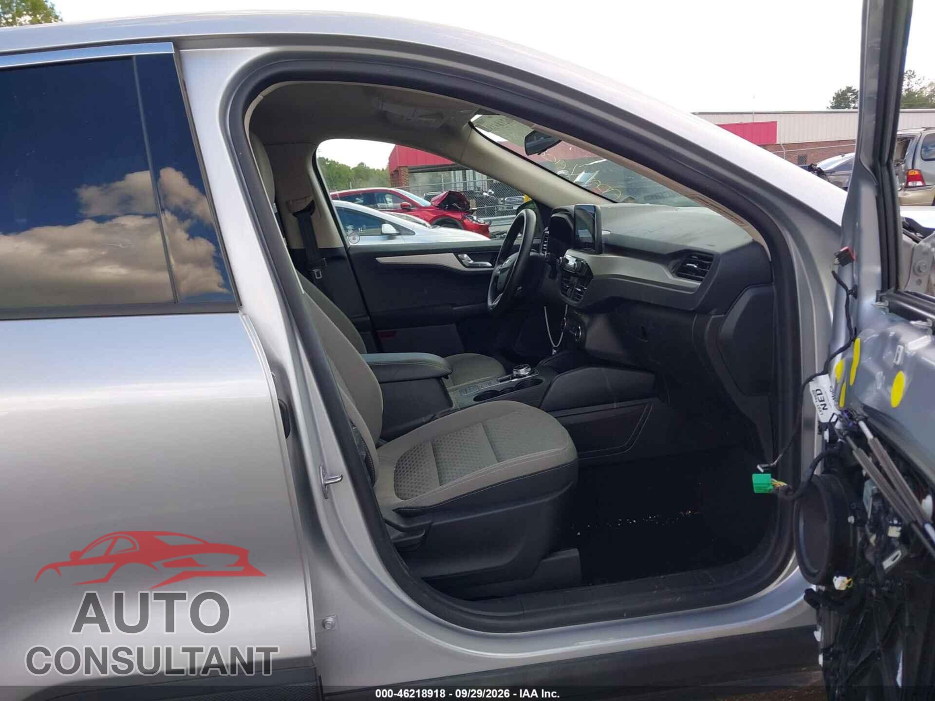FORD ESCAPE 2020 - 1FMCU9G60LUA16577