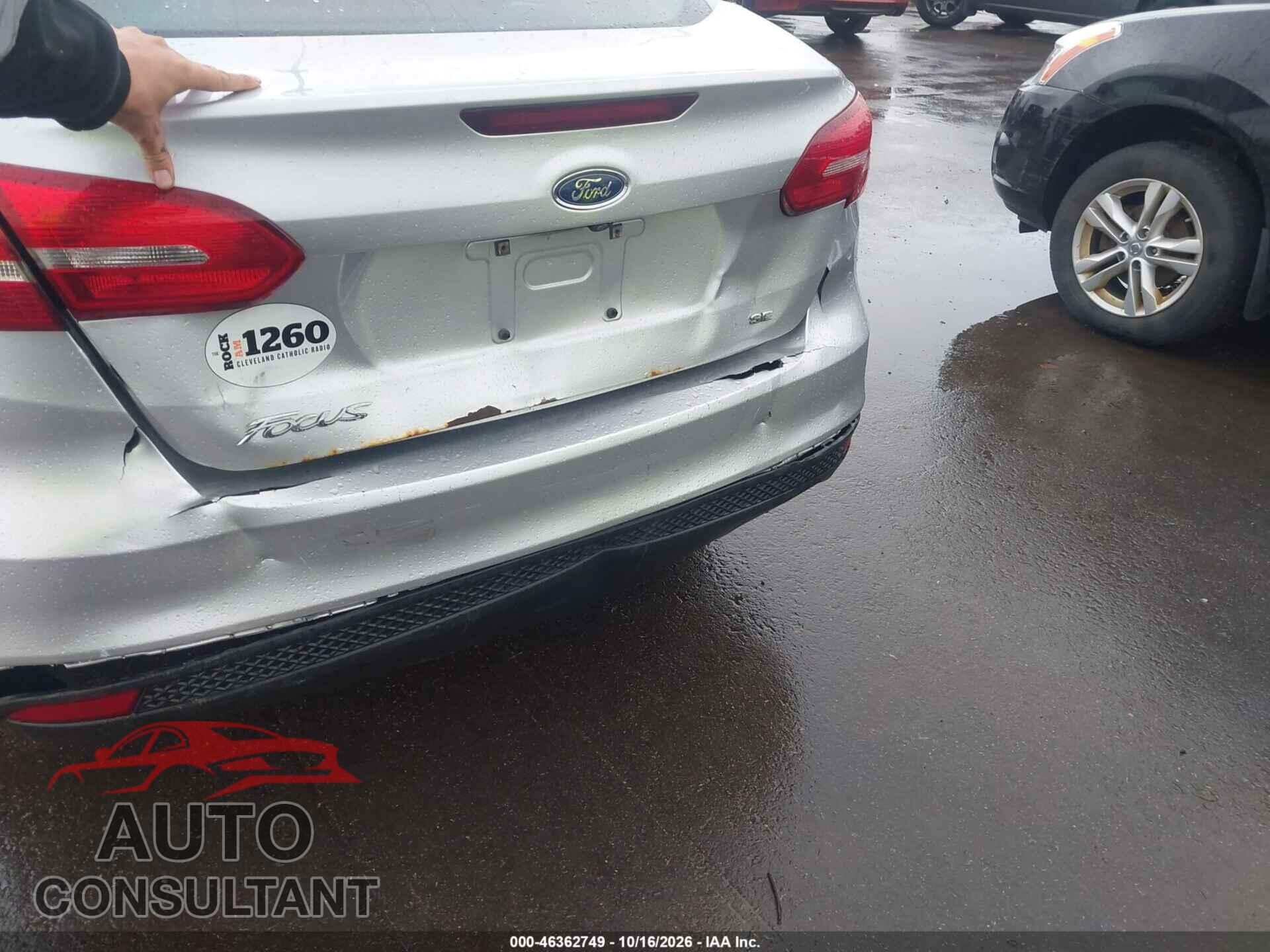 FORD FOCUS 2017 - 1FADP3F23HL340167