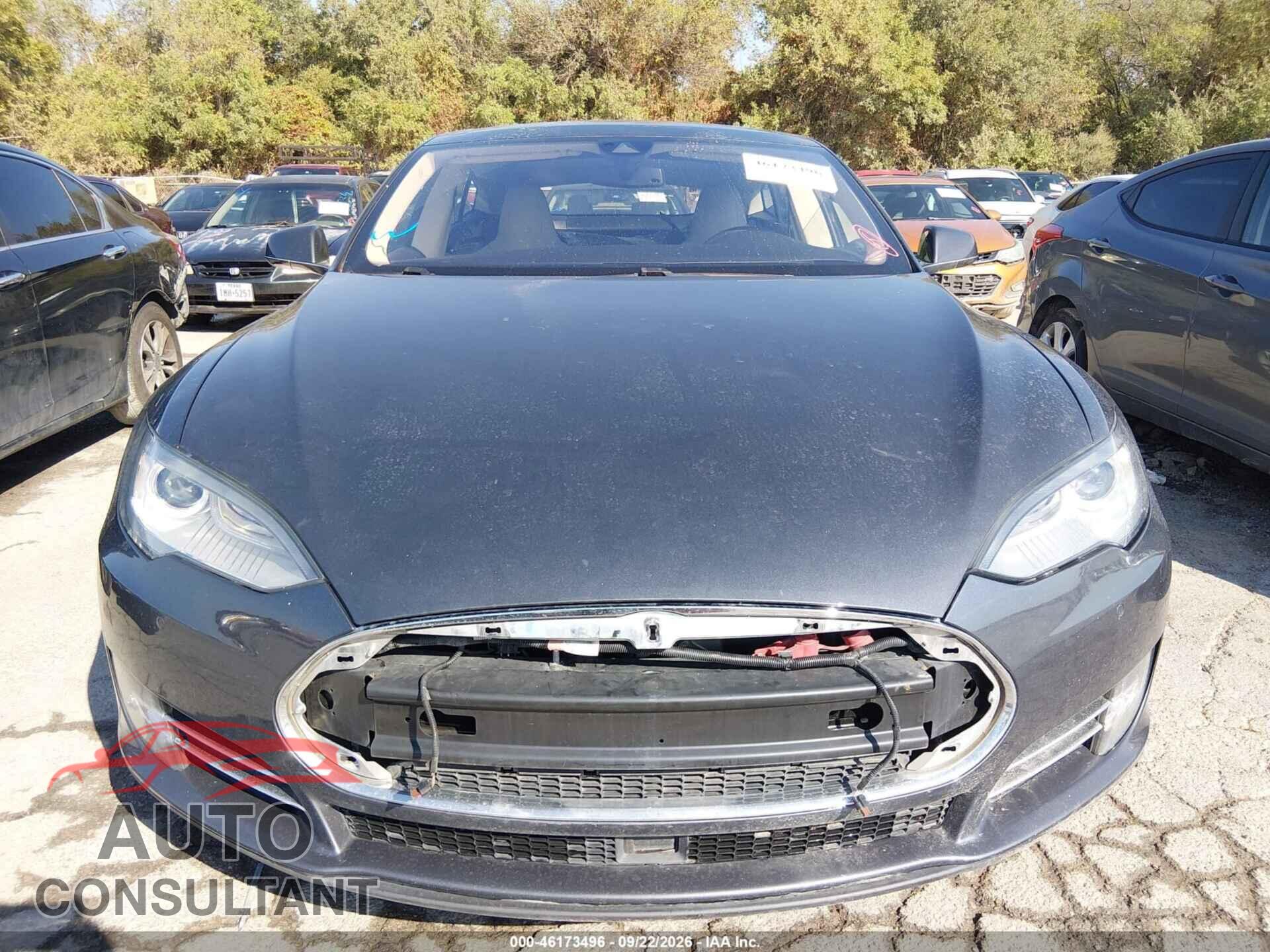TESLA MODEL S 2015 - 5YJSA1H11FF083473