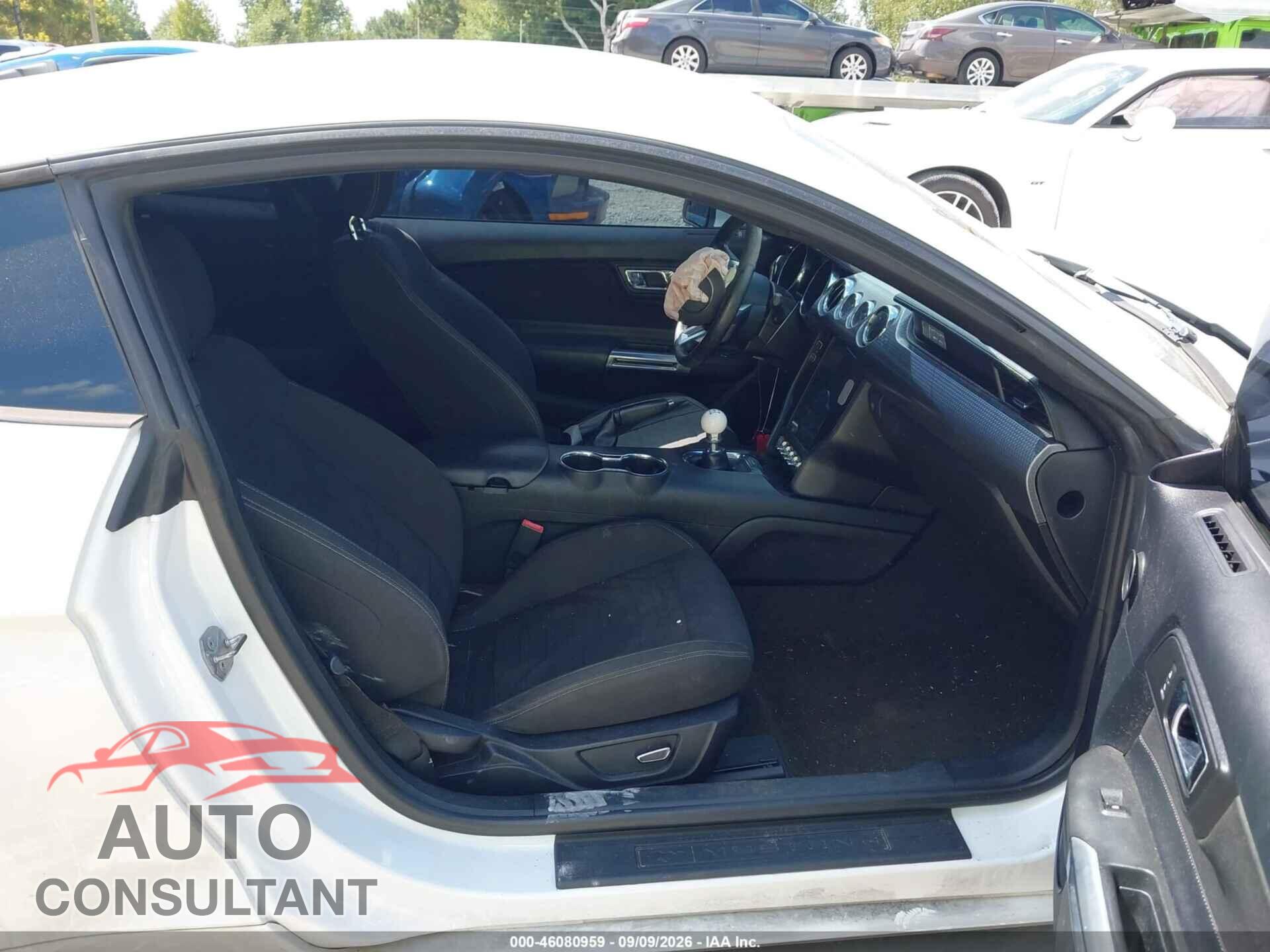 FORD MUSTANG 2017 - 1FA6P8CF3H5270123