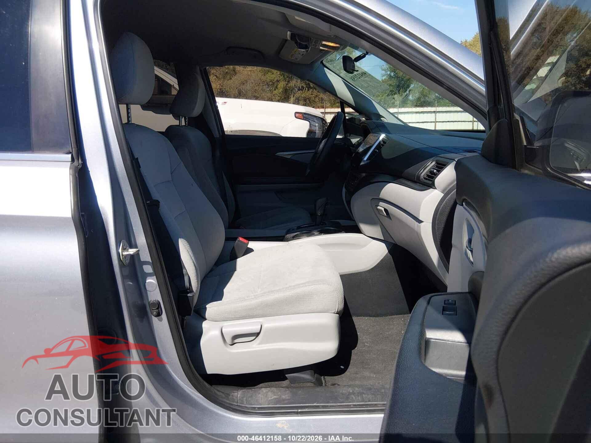 HONDA PILOT 2017 - 5FNYF5H30HB031095