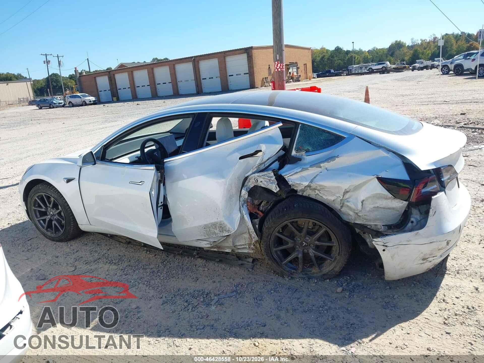 TESLA MODEL 3 2019 - 5YJ3E1EA9KF445136