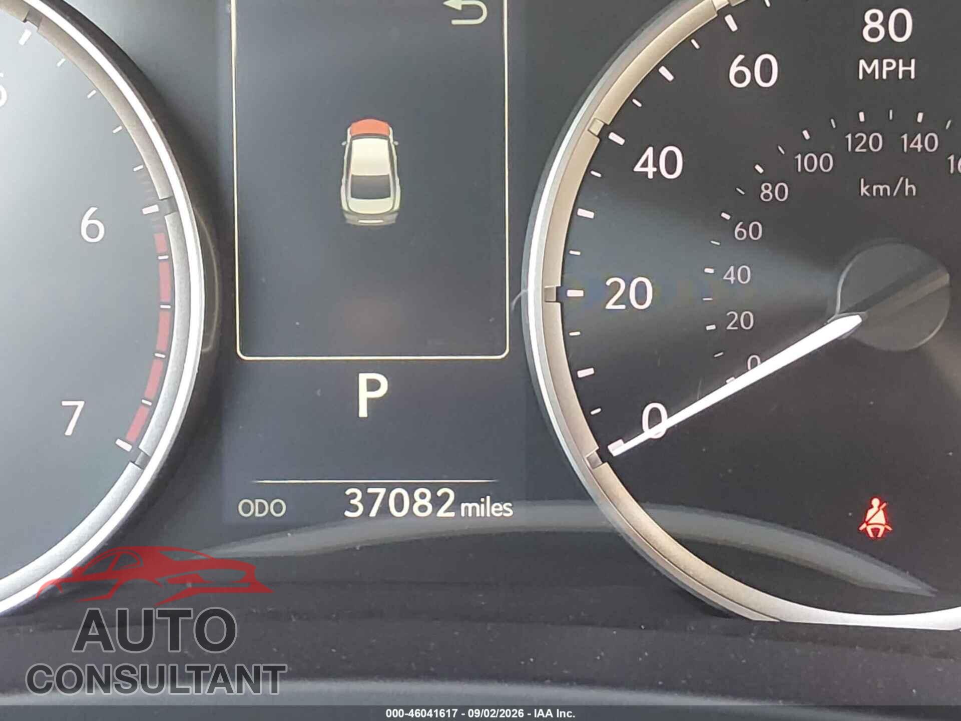 LEXUS IS 300 2023 - JTHCA1D29P5122945