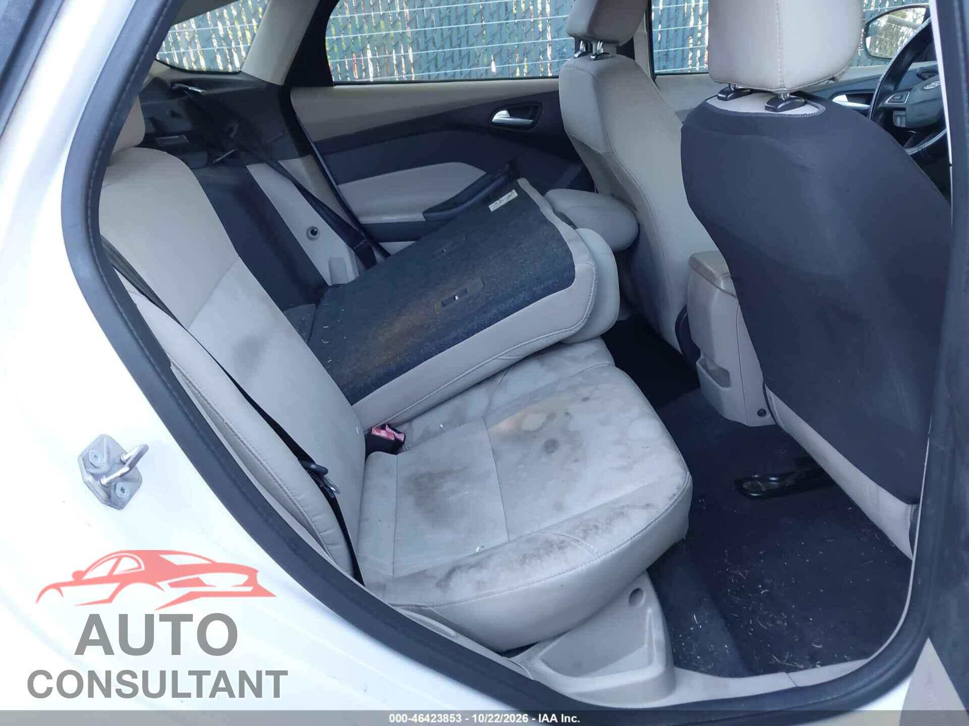 FORD FOCUS 2017 - 1FADP3K24HL215877