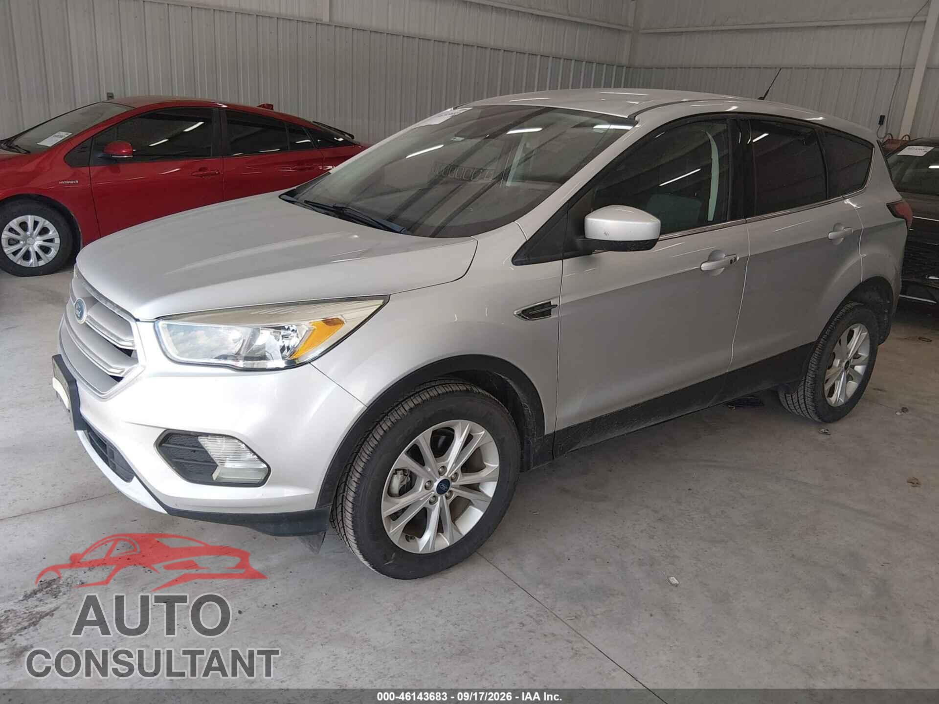 FORD ESCAPE 2019 - 1FMCU0GD5KUC09042
