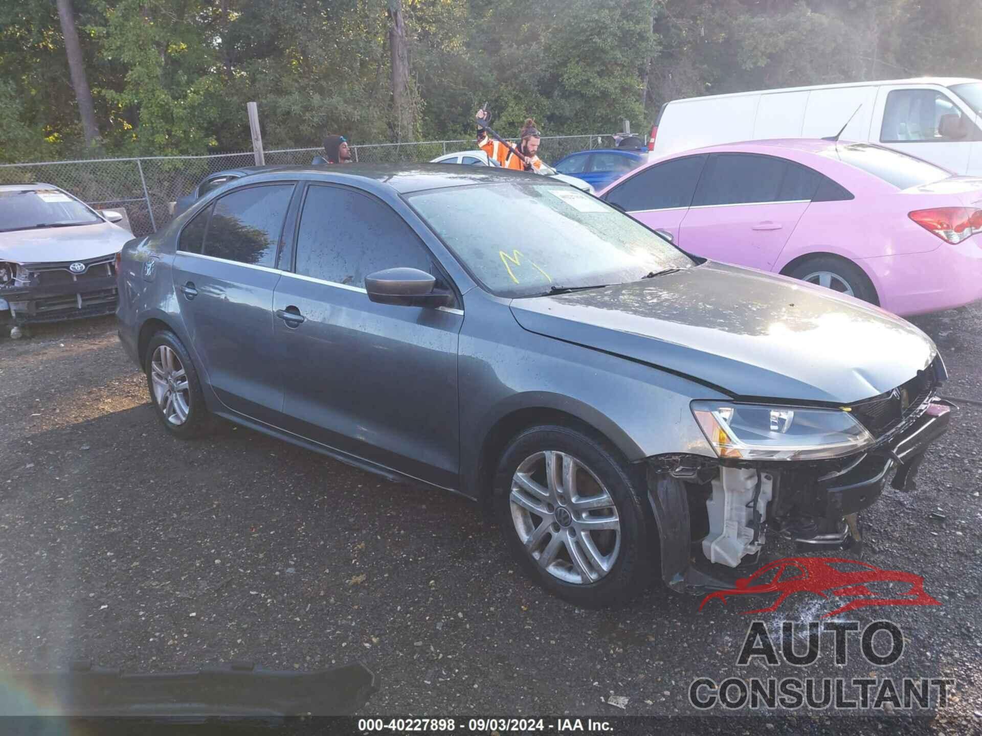 VOLKSWAGEN JETTA 2017 - 3VW2B7AJ0HM339656