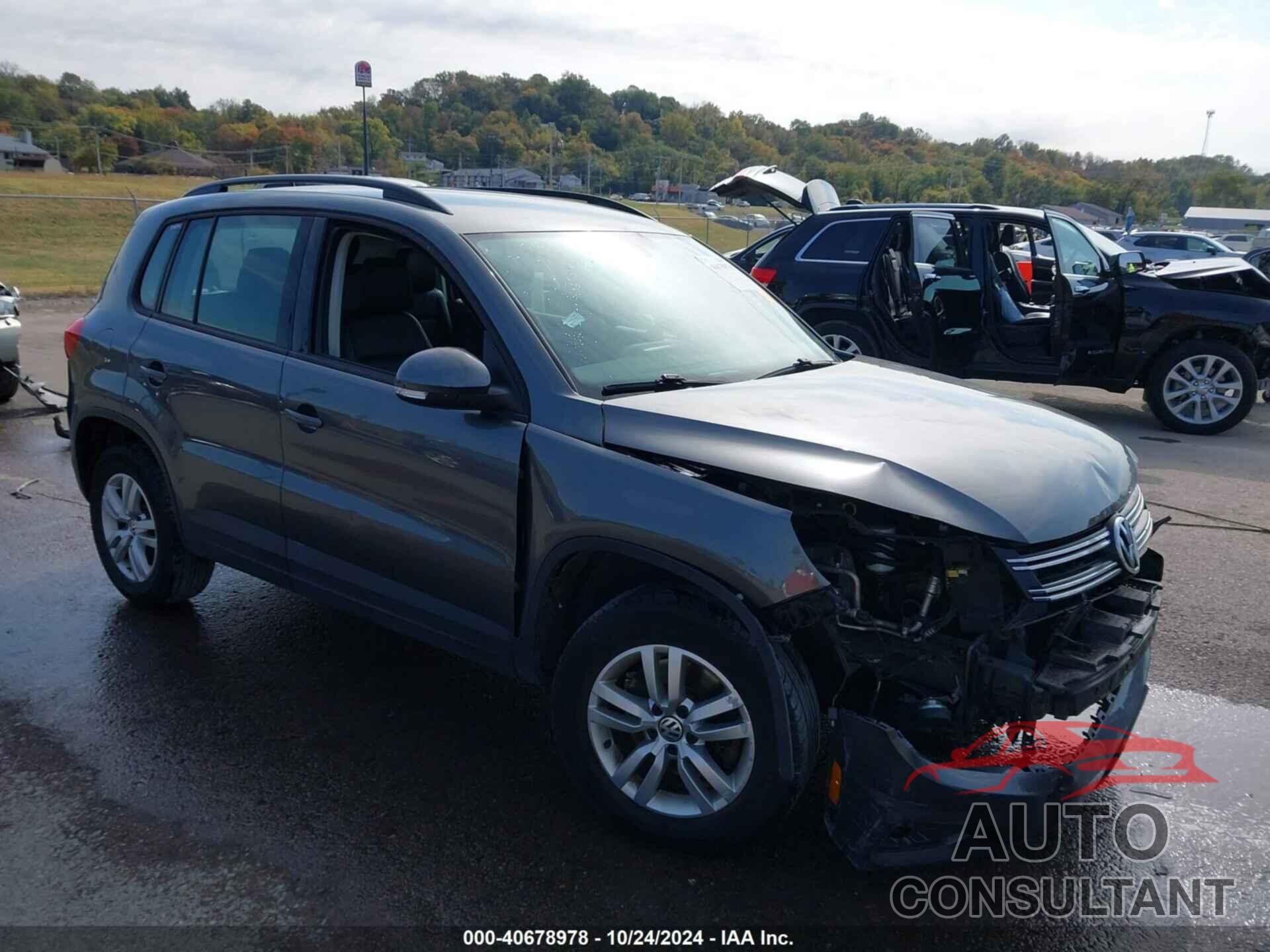 VOLKSWAGEN TIGUAN 2016 - WVGBV7AX4GW578068