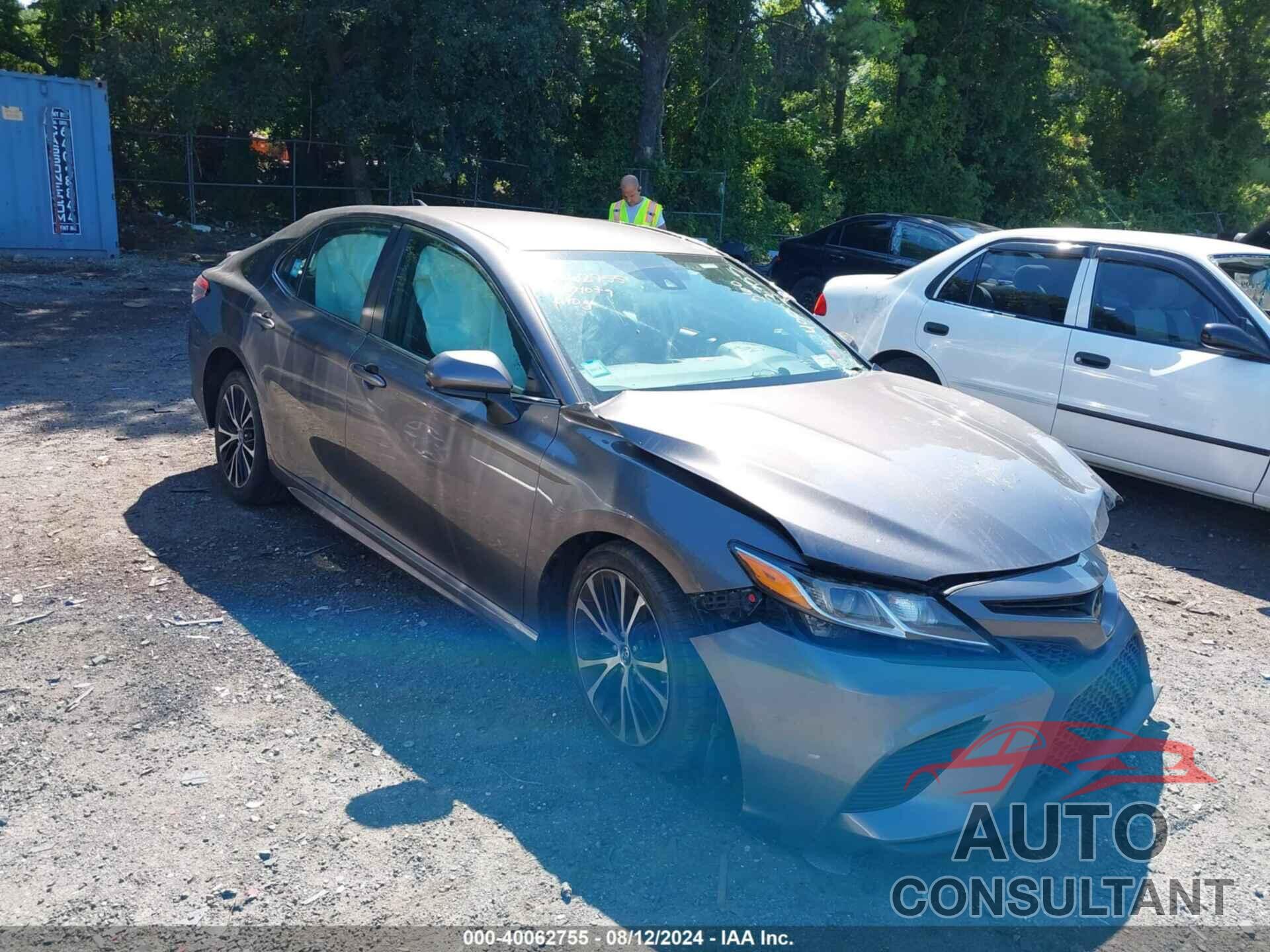 TOYOTA CAMRY 2019 - 4T1B11HK3KU183371