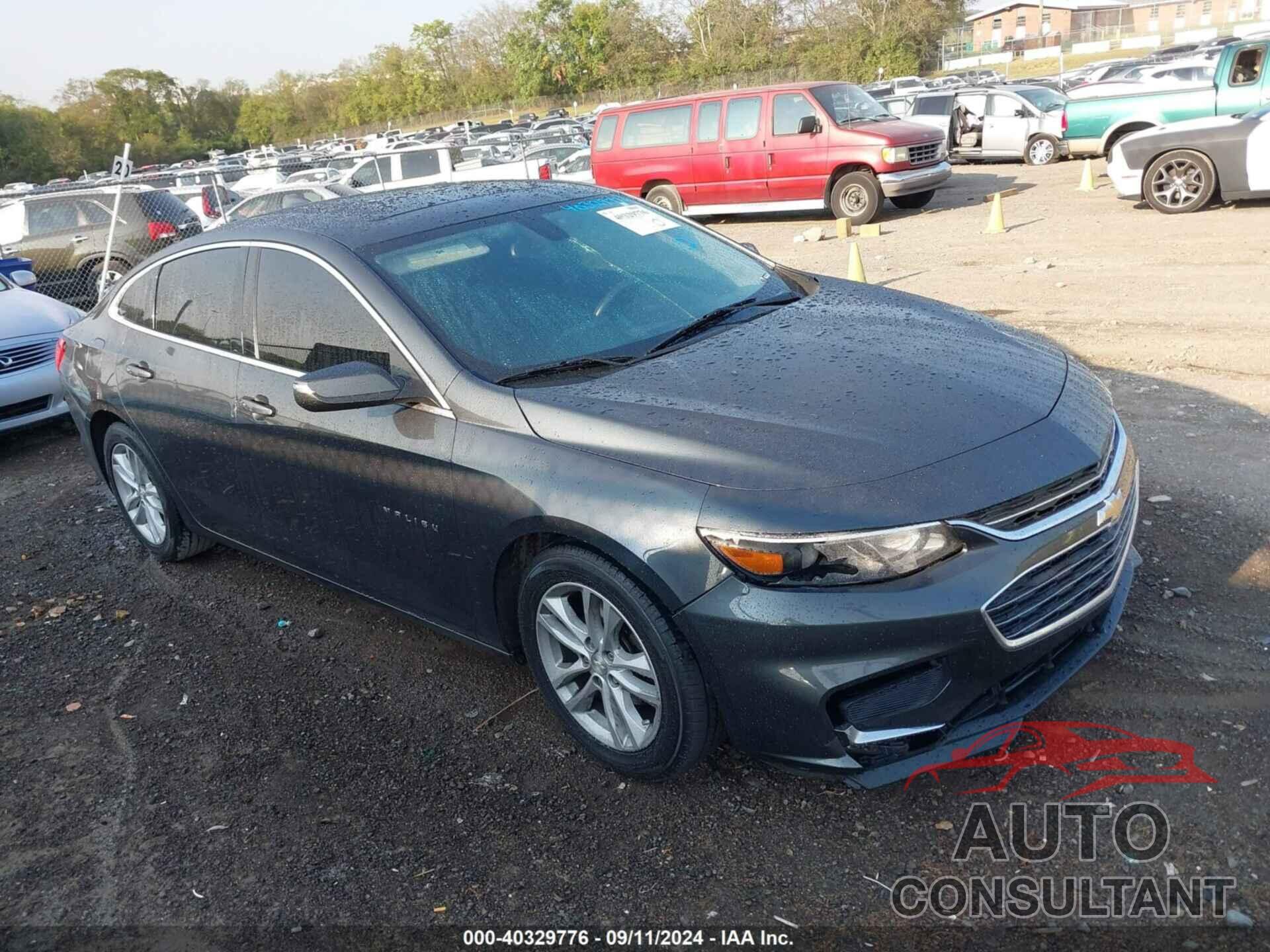 CHEVROLET MALIBU 2017 - 1G1ZE5ST3HF154507